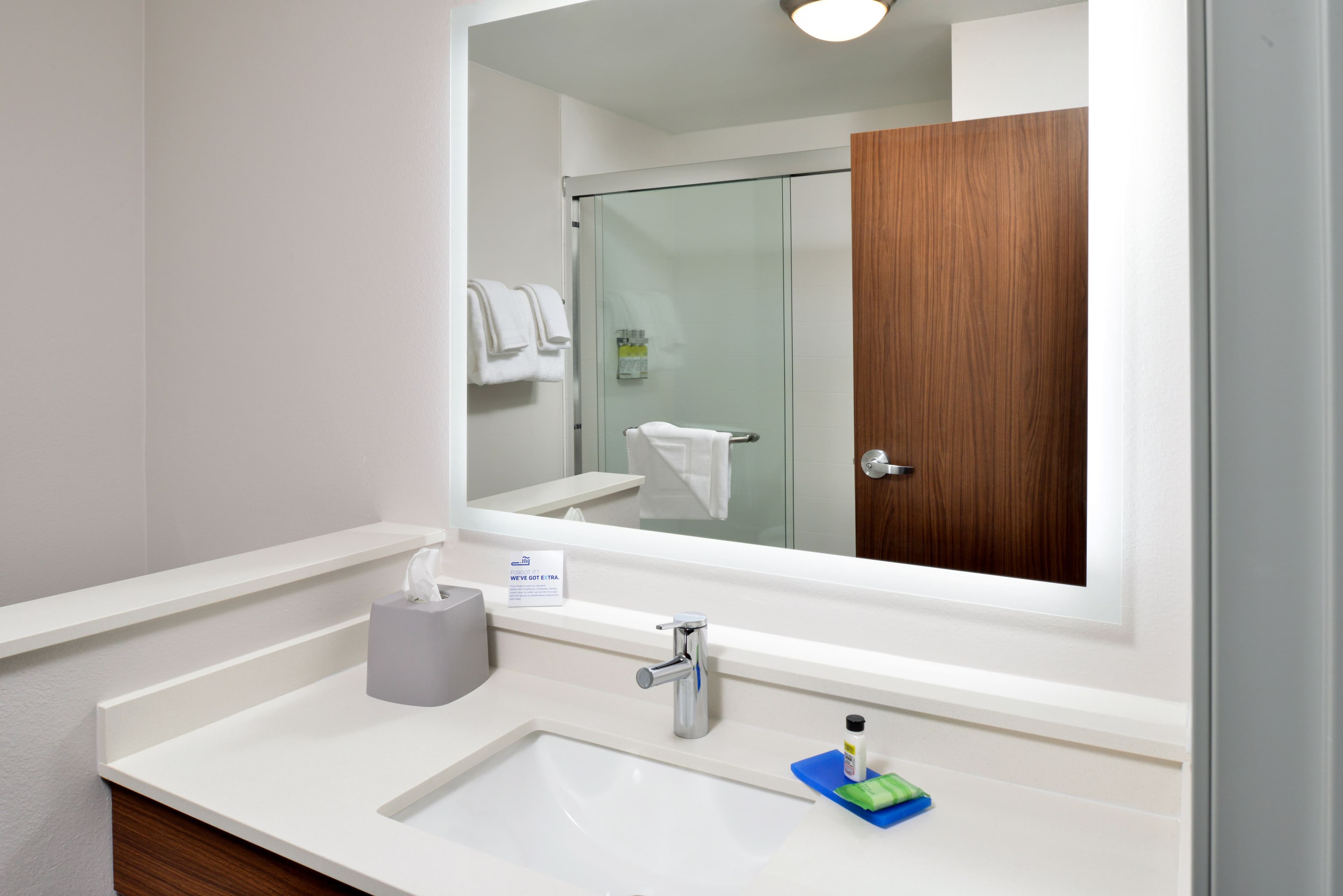 Standard Room - Image 11
