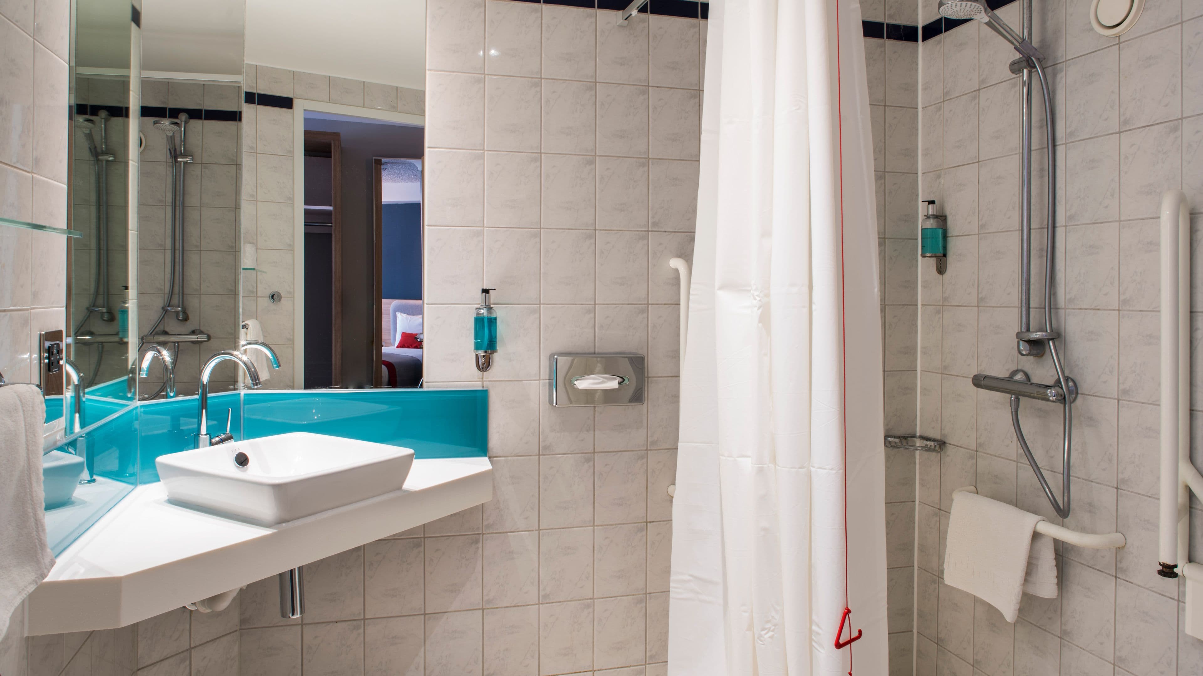 Holiday Inn Express Oxford - Kassam Stadium — 20