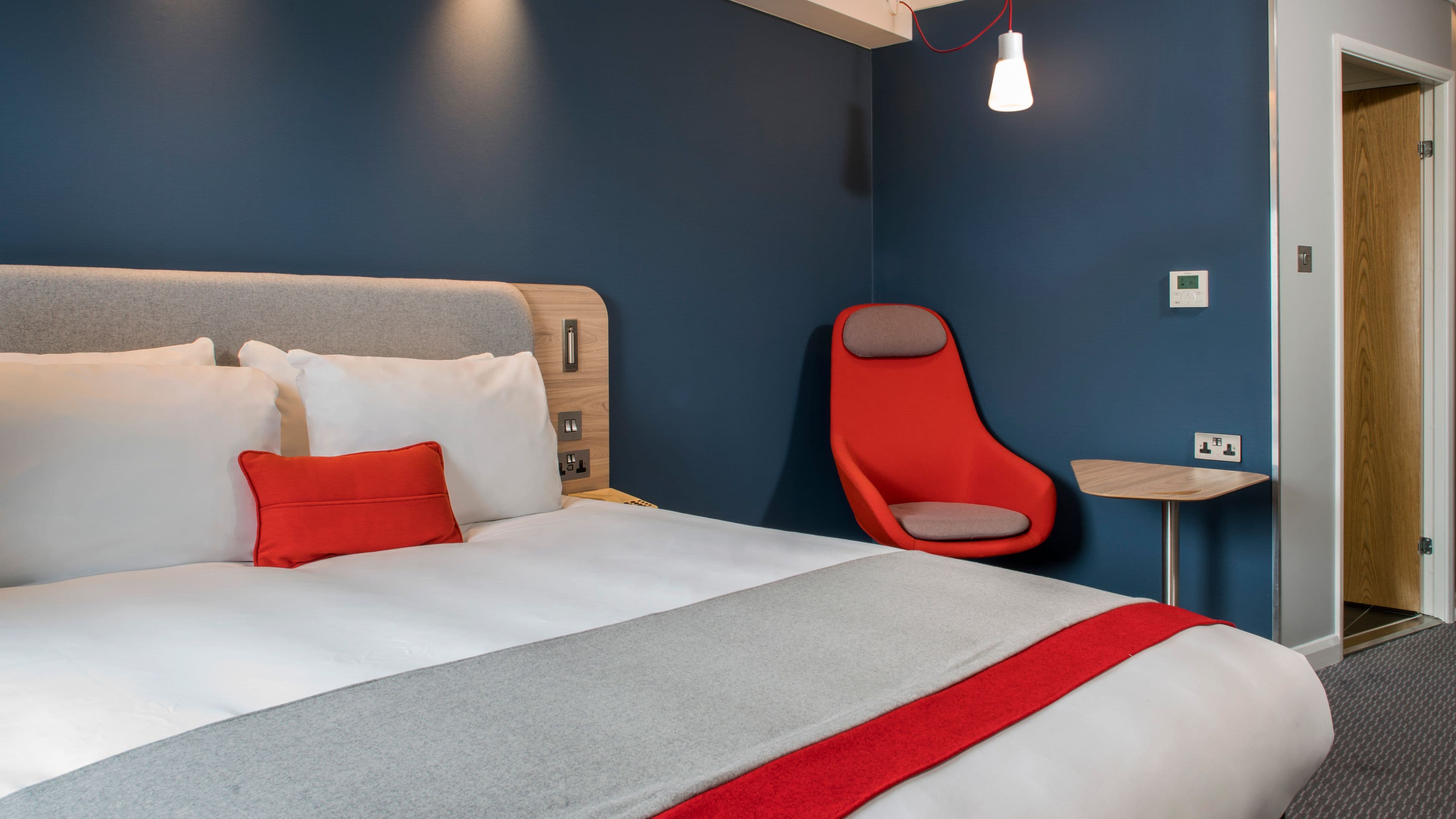 Holiday Inn Express Oxford - Kassam Stadium — 9