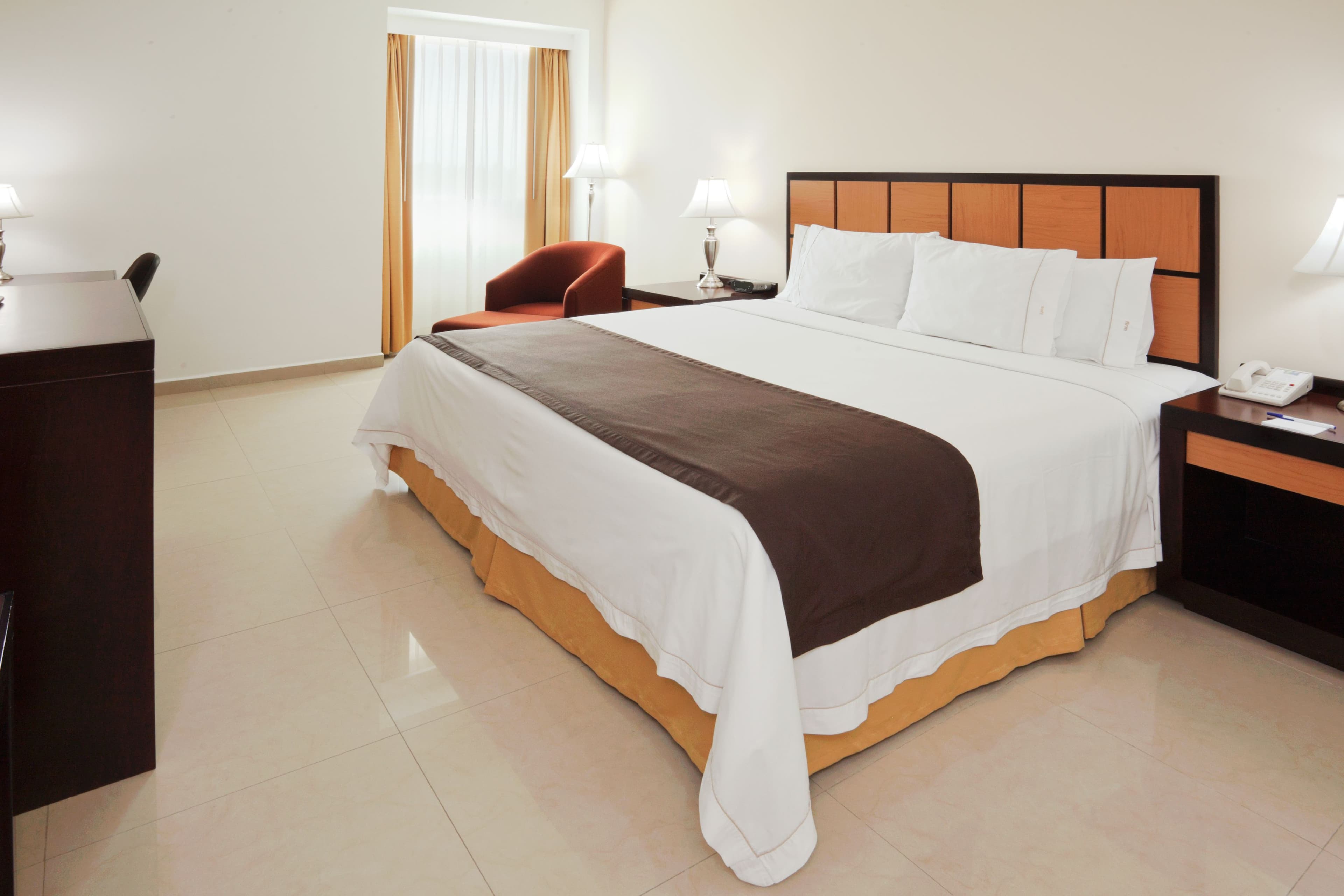 Holiday Inn Express Paraiso Dos Bocas - Image 3