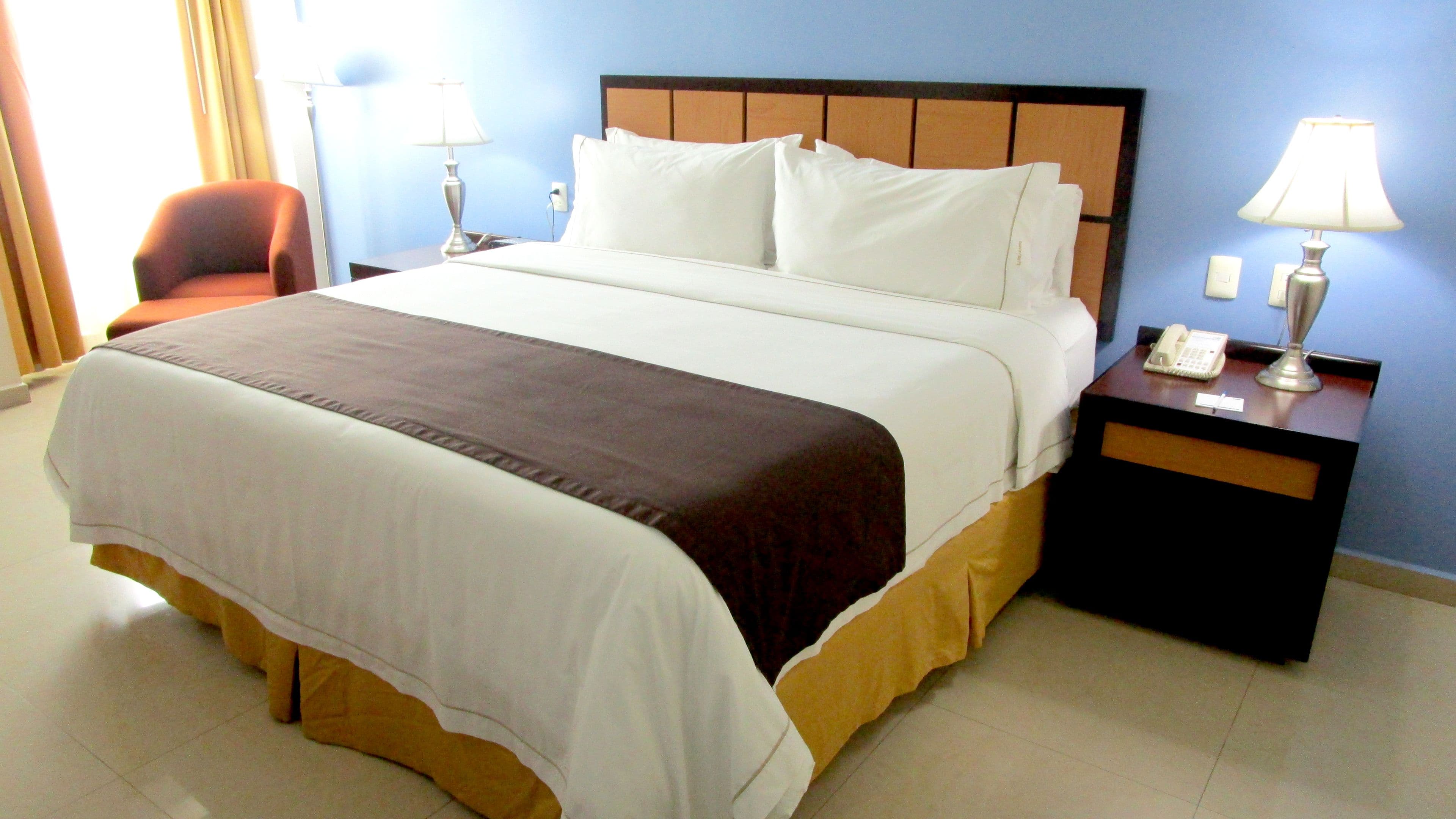 Holiday Inn Express Paraiso Dos Bocas — 6