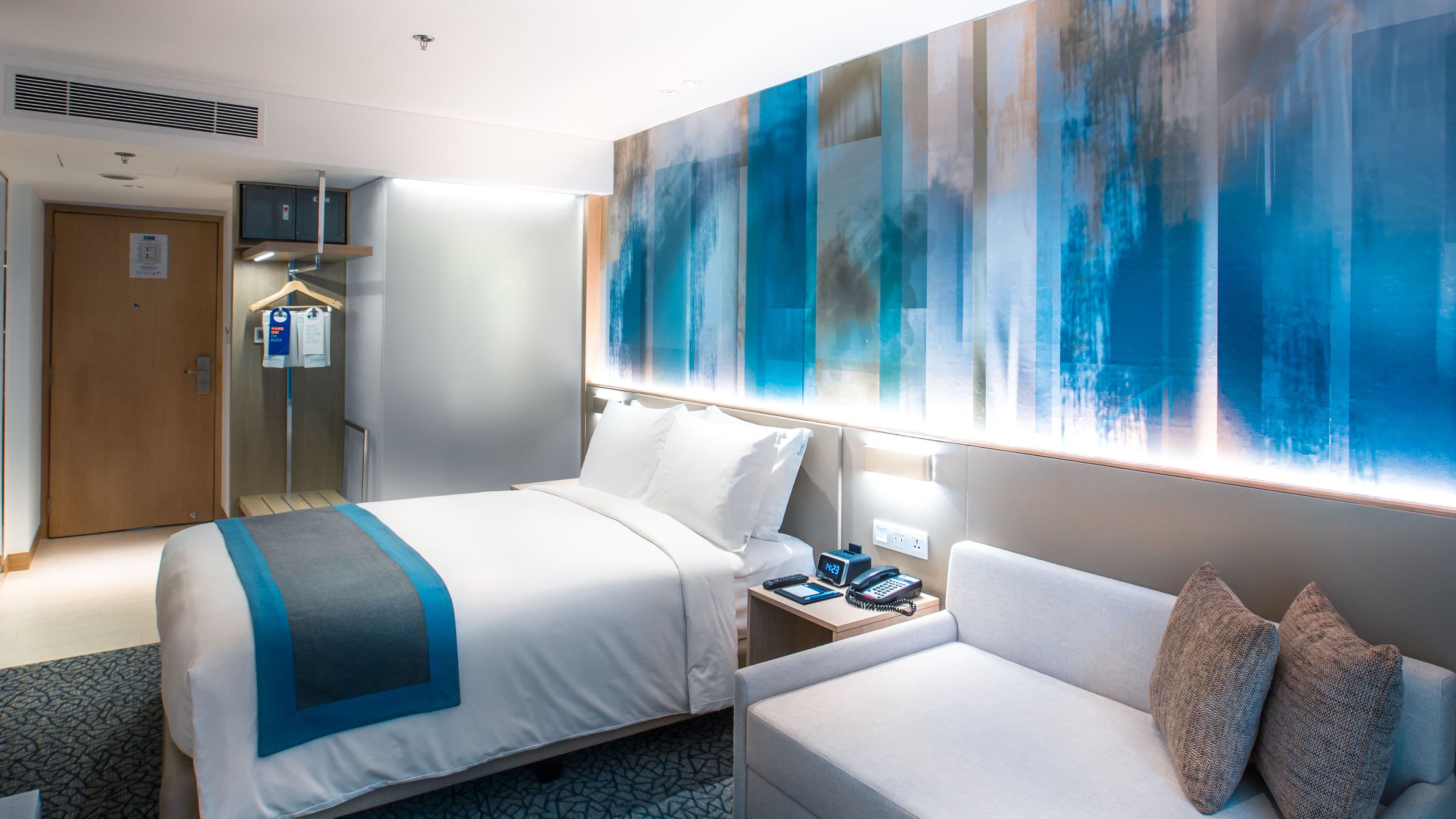Holiday Inn Express Manila Newport World Resorts — 6