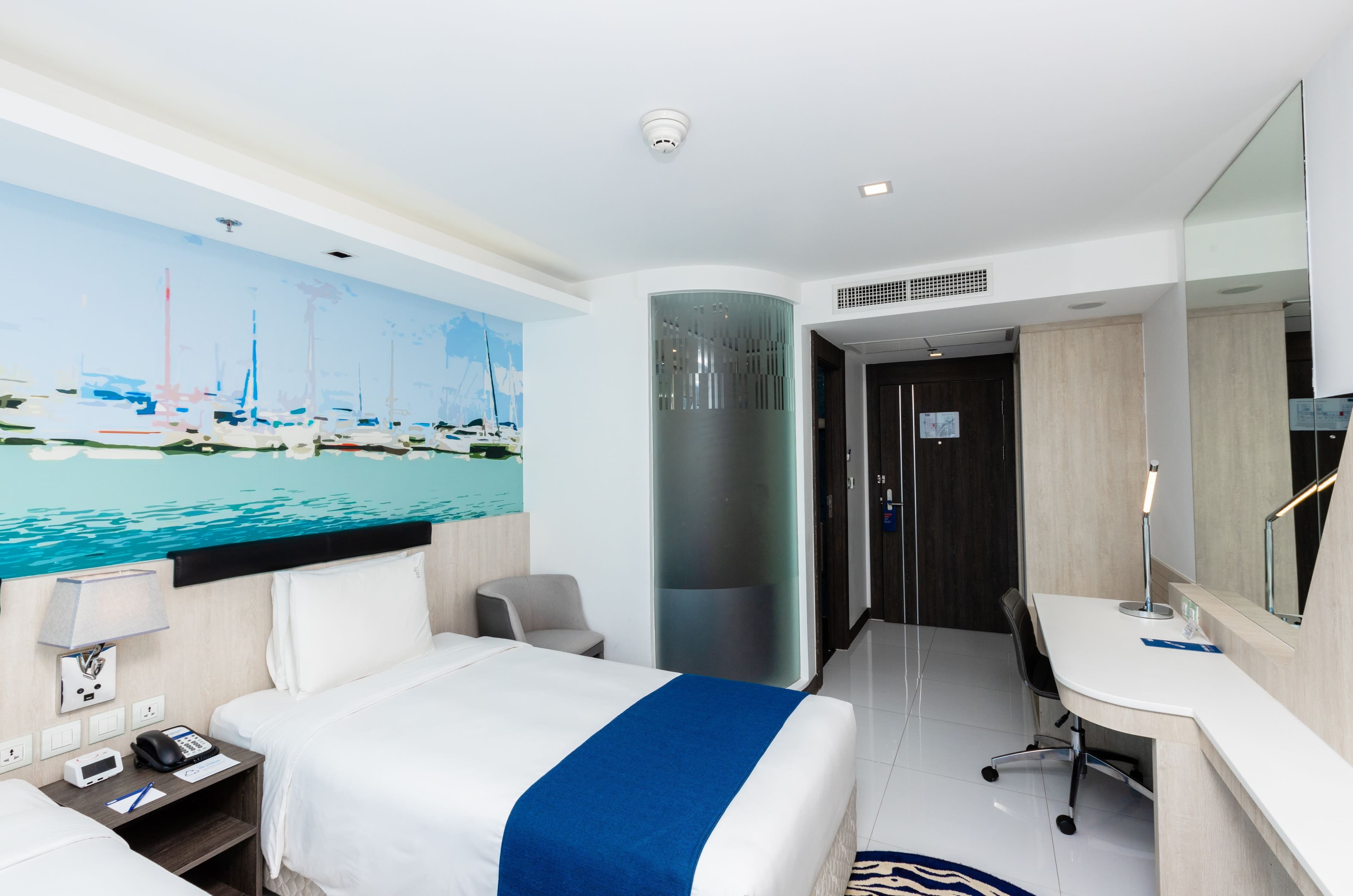 Standard Room With Free Breakfast - Image 5