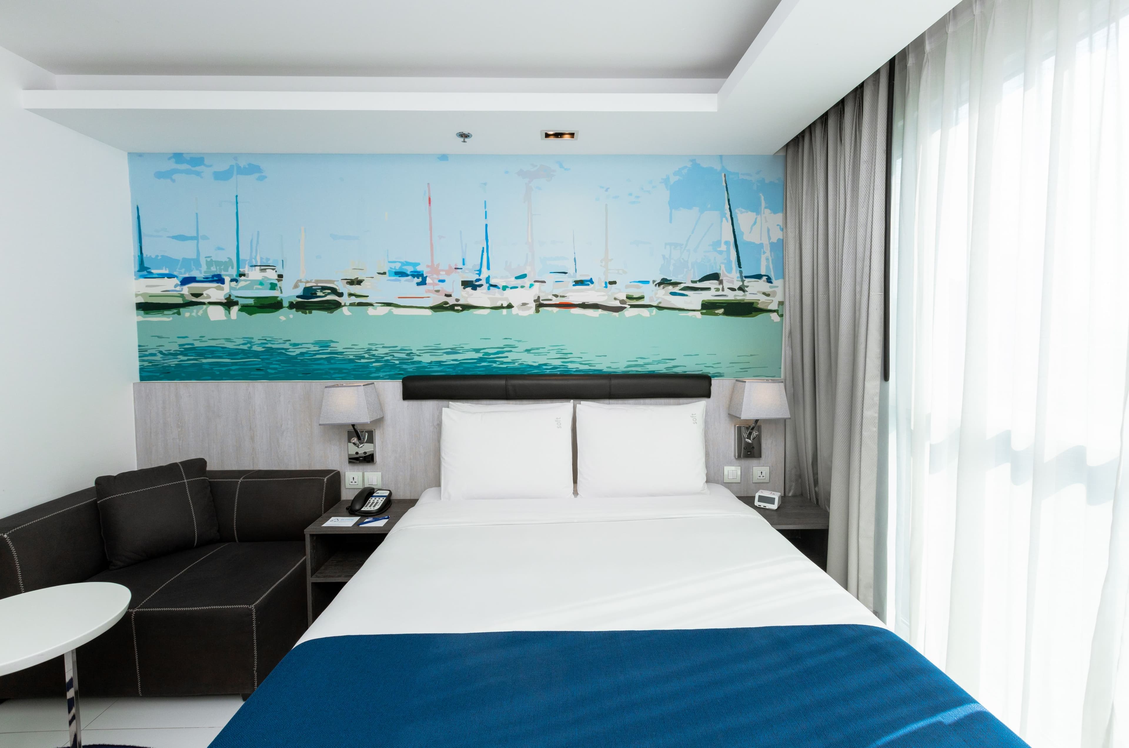 Standard Room With Free Breakfast - Image 6
