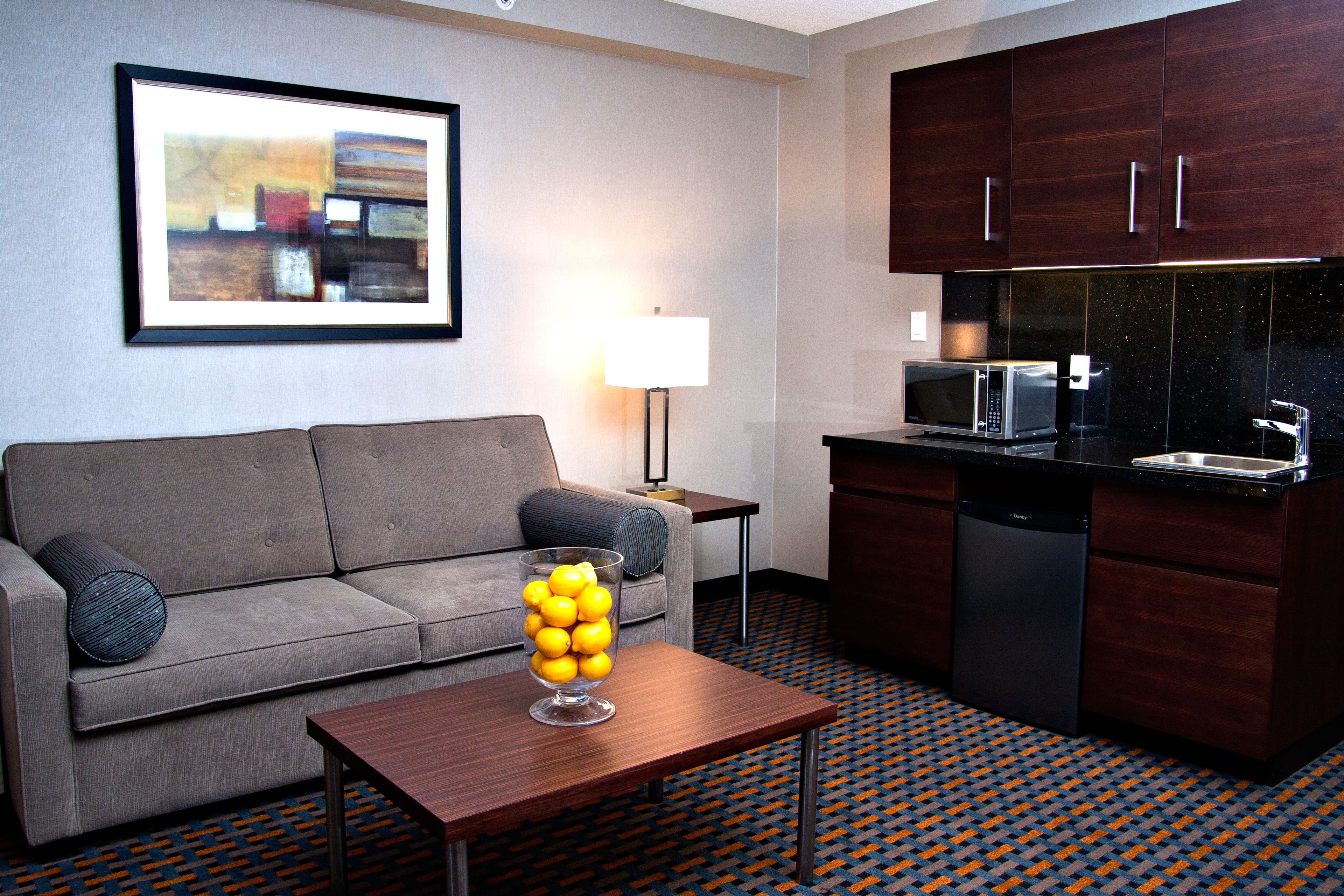 Holiday Inn Express Pembroke — 19