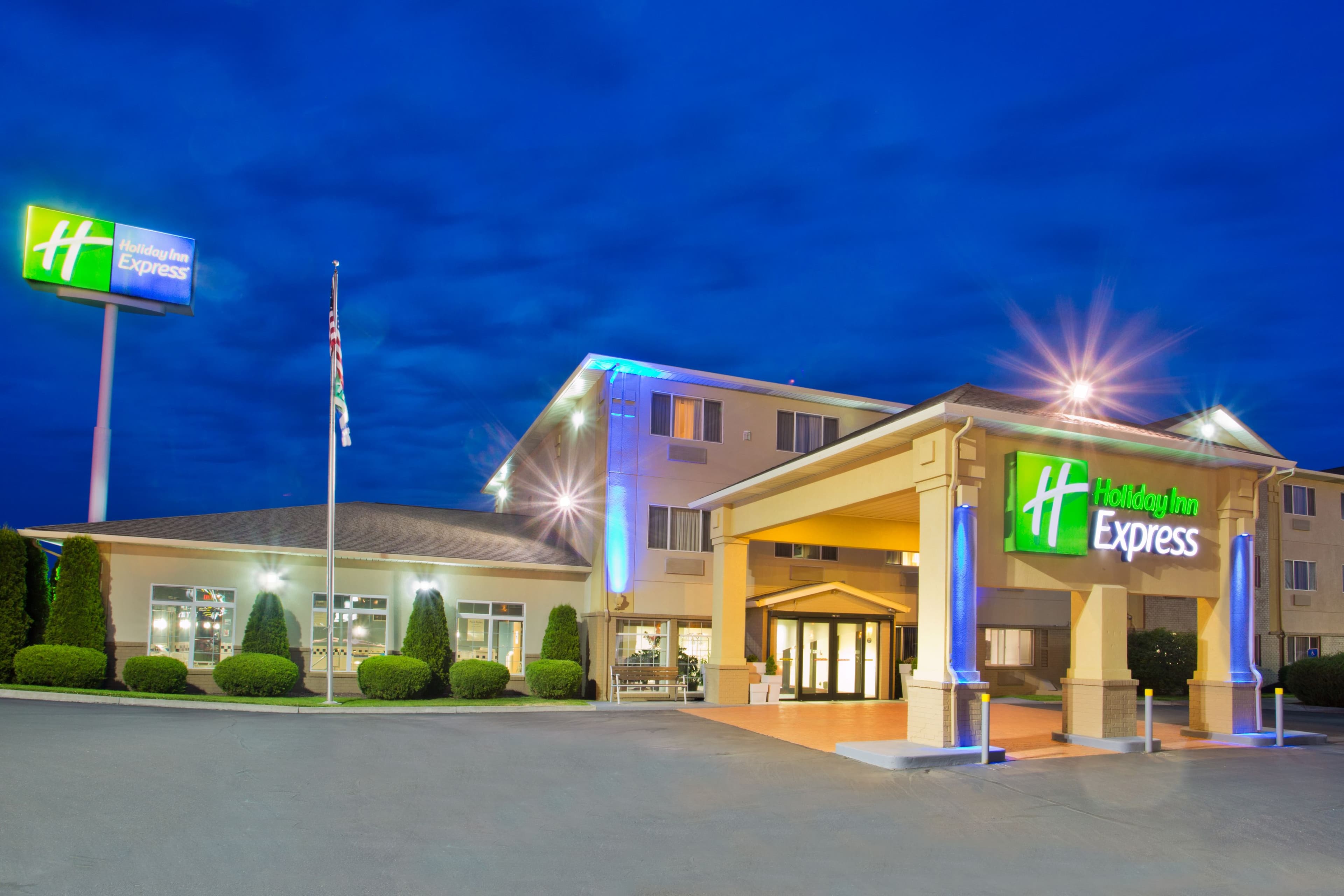 Holiday Inn Express Pendleton - Image 1