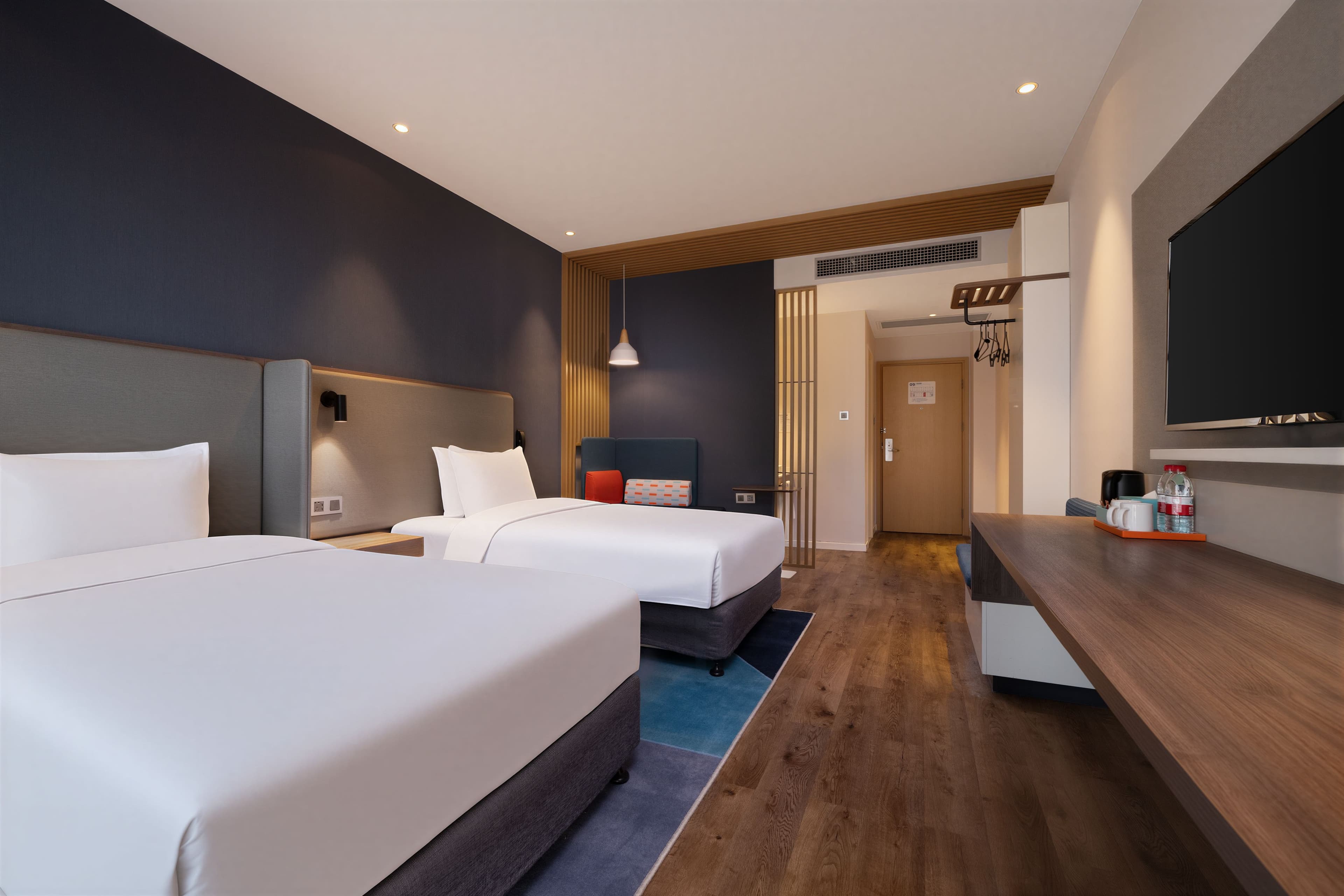 Holiday Inn Express Pengzhou Downtown — 10