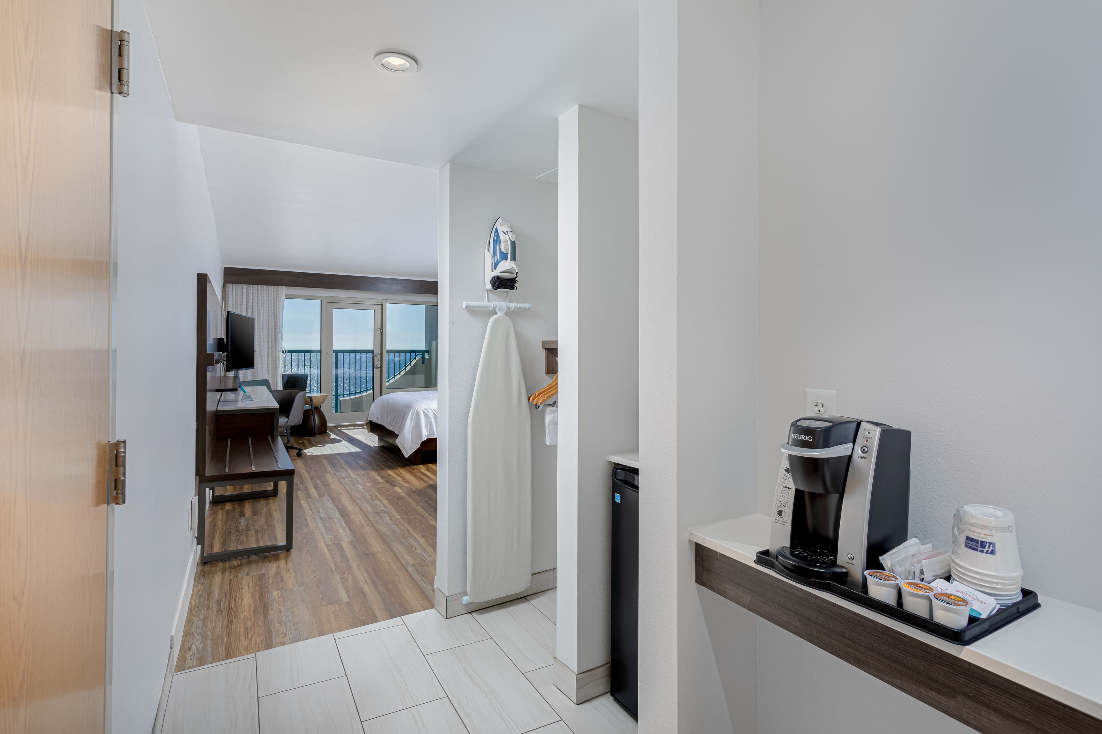 Holiday Inn Express Pensacola Beach — 35