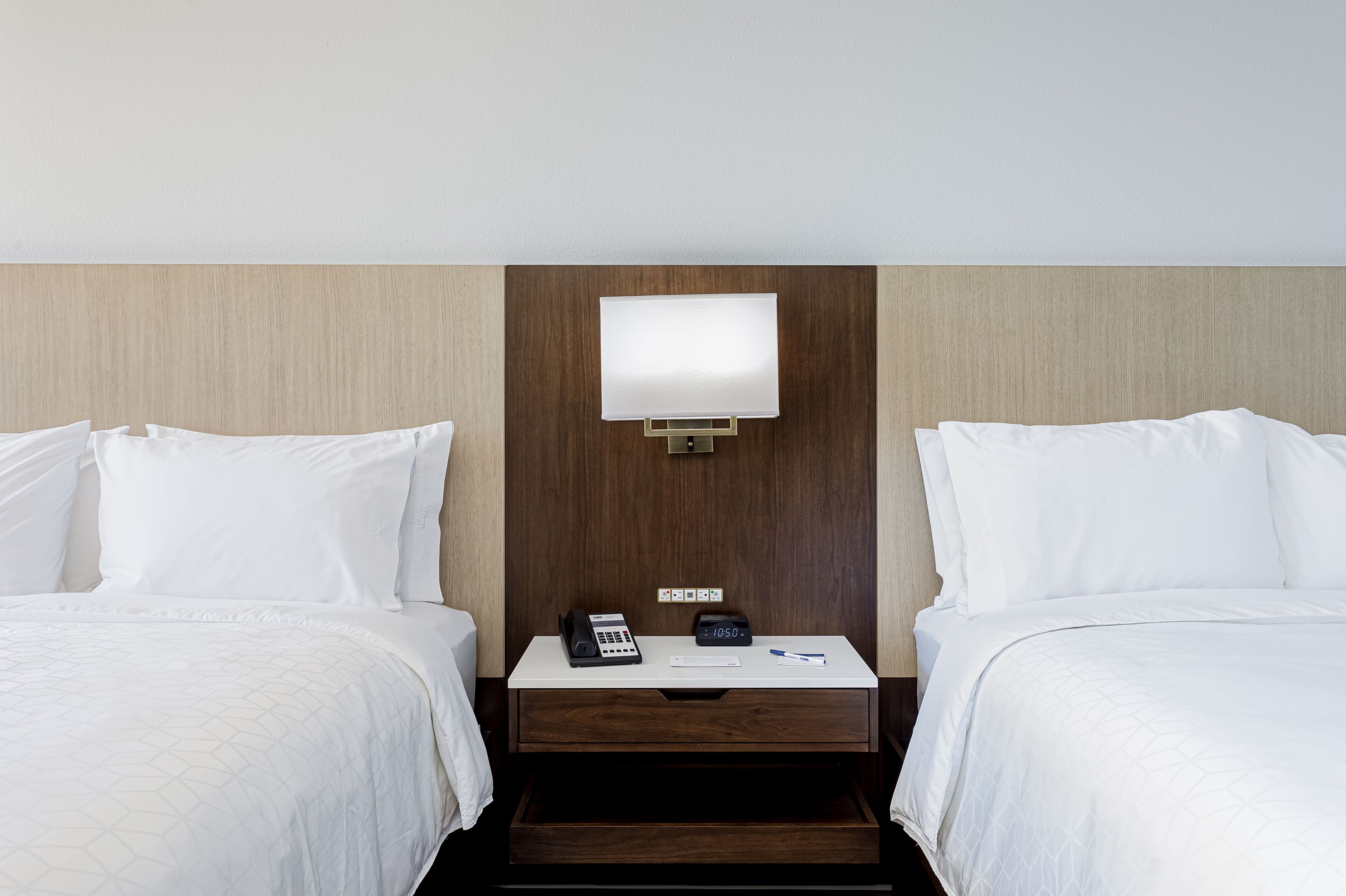 Holiday Inn Express Pensacola Beach — 20