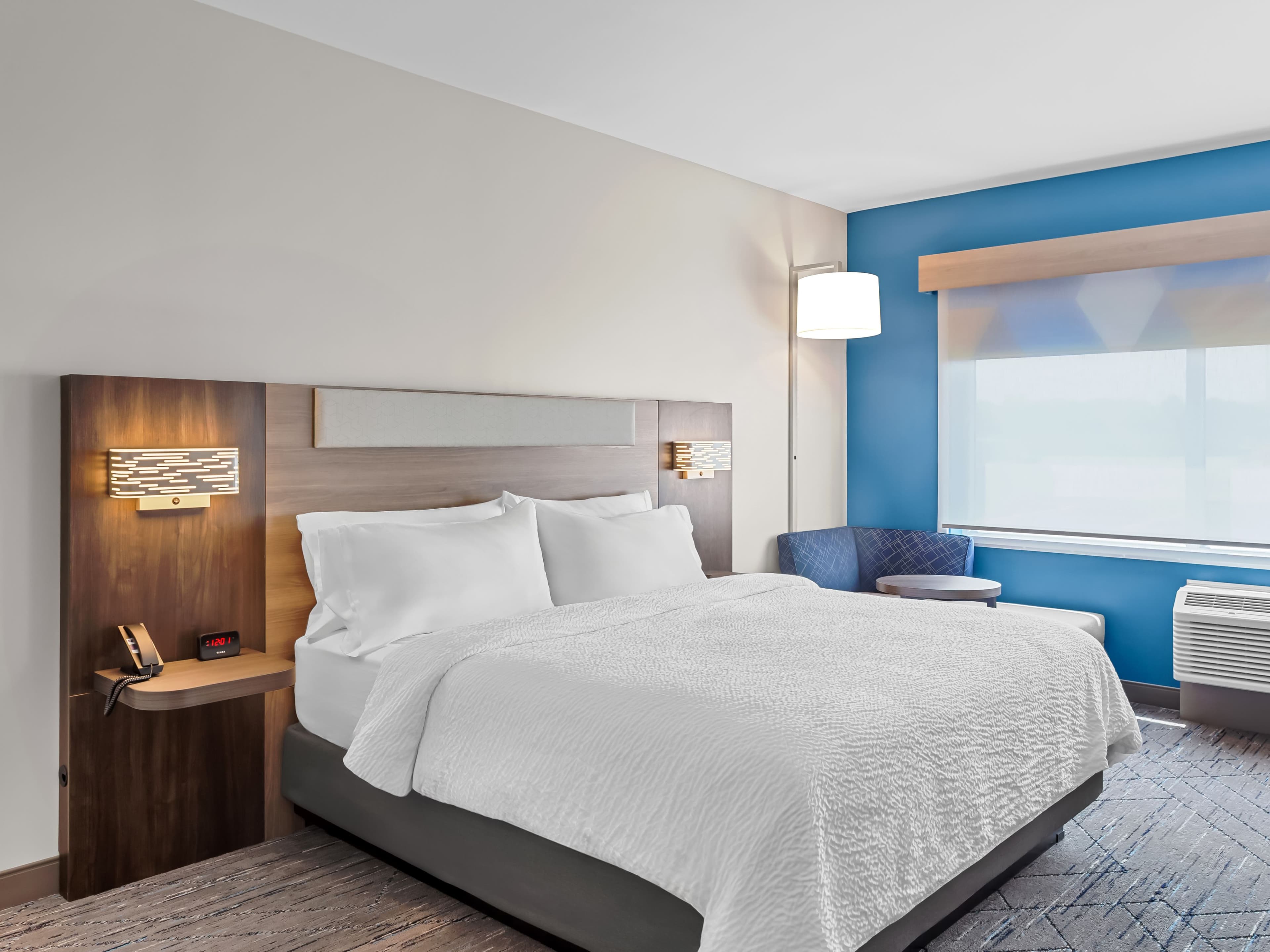 Holiday Inn Express Peotone — 8