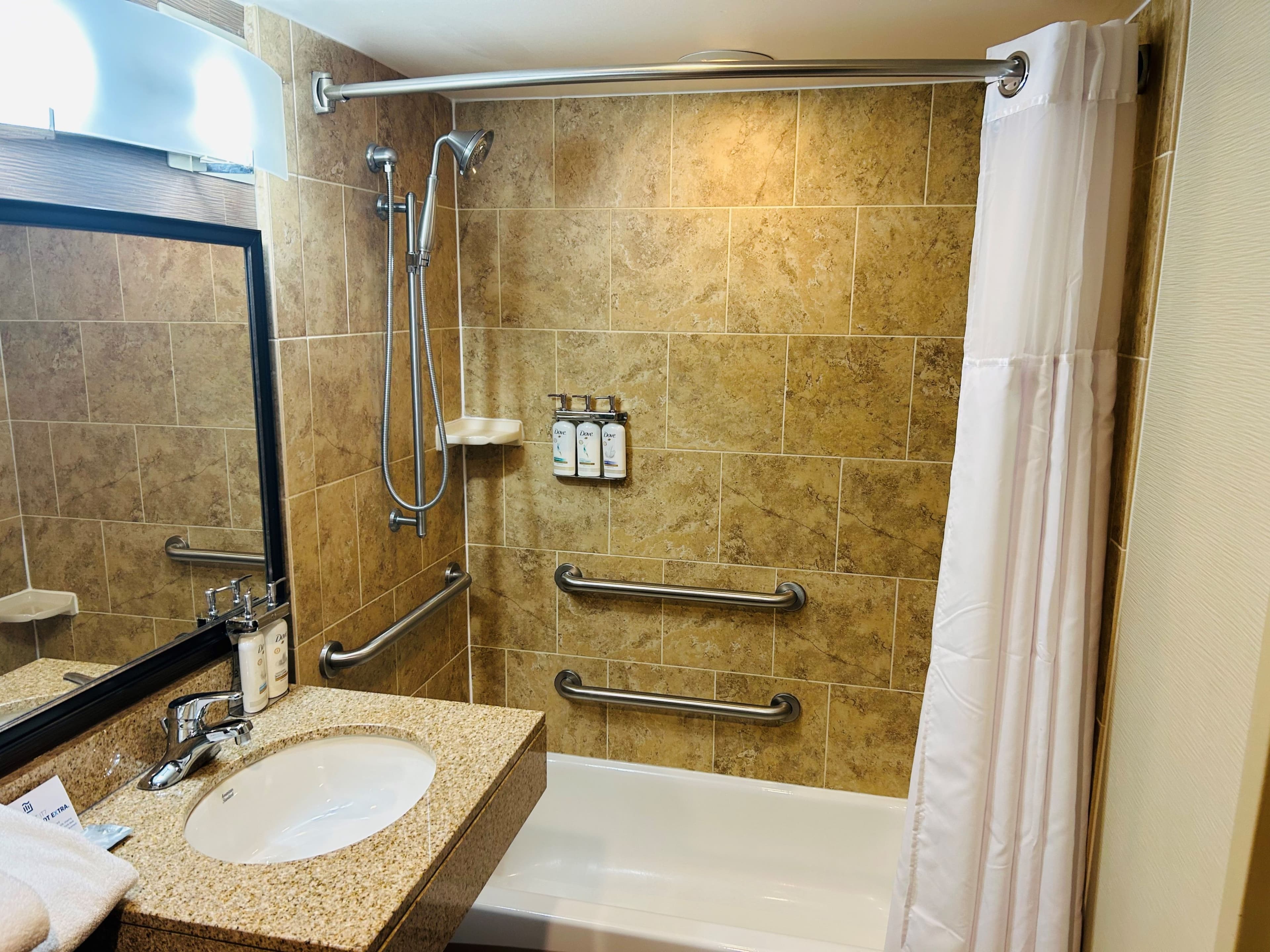 Holiday Inn Express Philadelphia-Midtown — 7