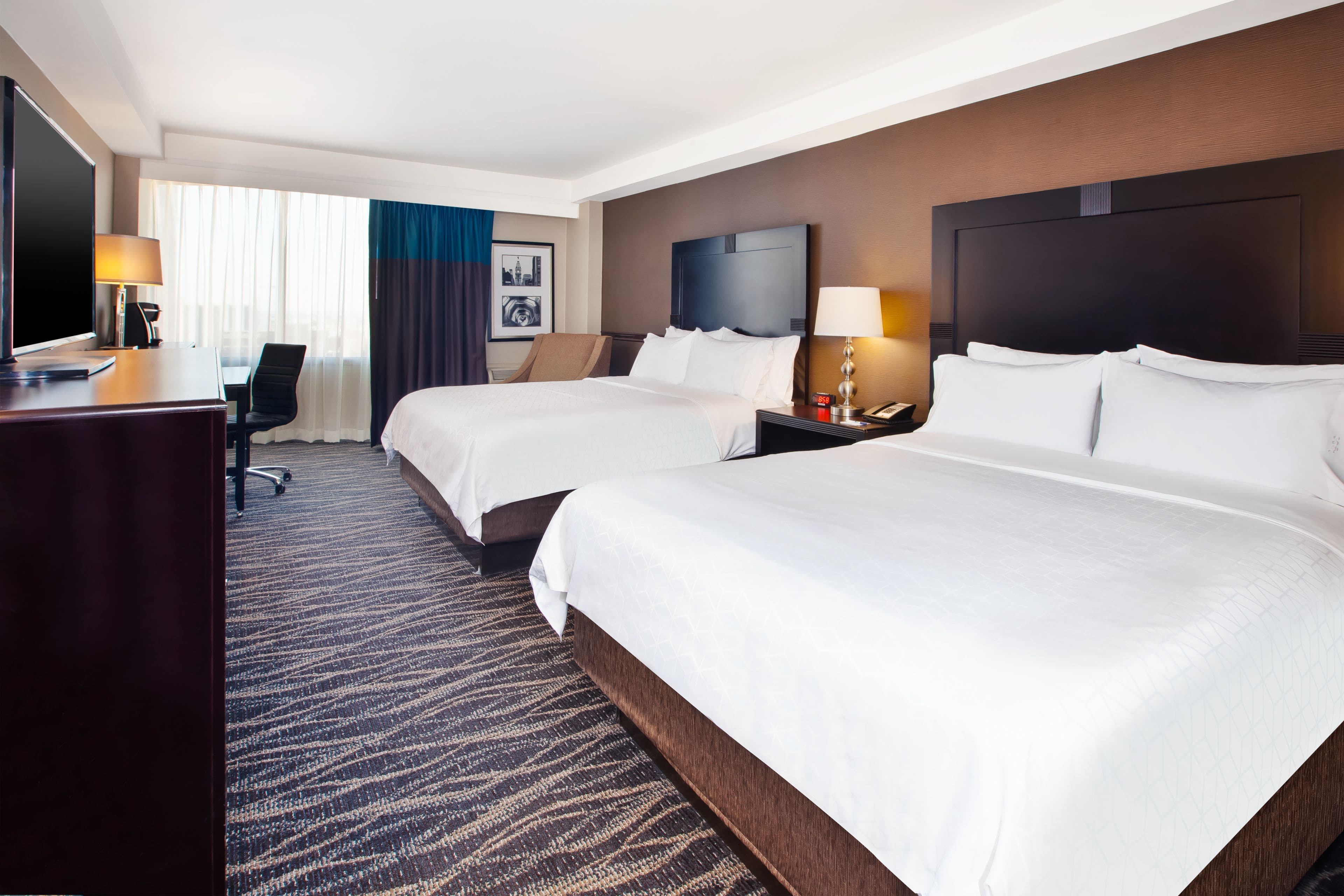 Holiday Inn Express Philadelphia-Midtown — 11