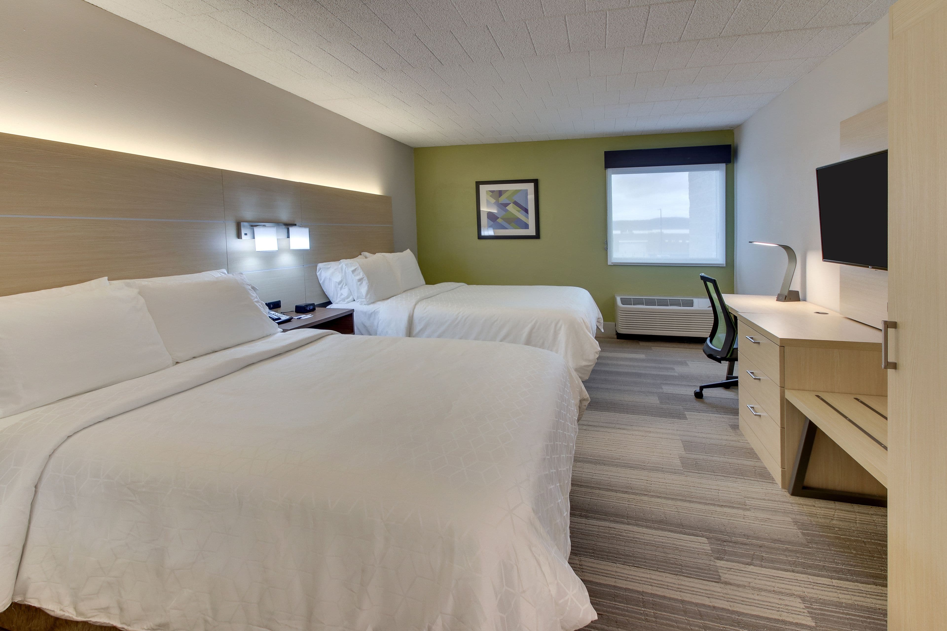 Holiday Inn Express Pittston - Scranton Airport — 28