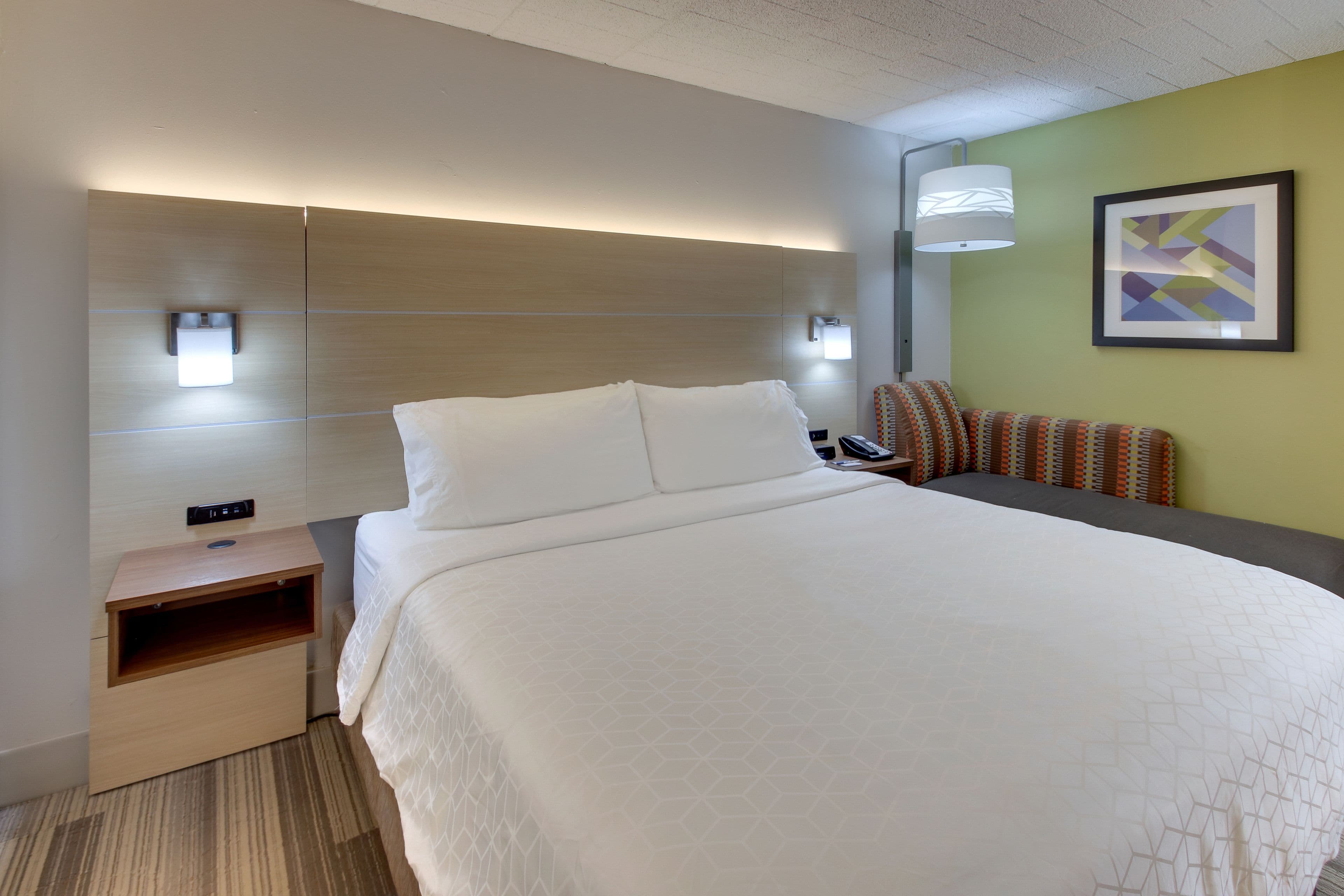 Holiday Inn Express Pittston - Scranton Airport - Image 5