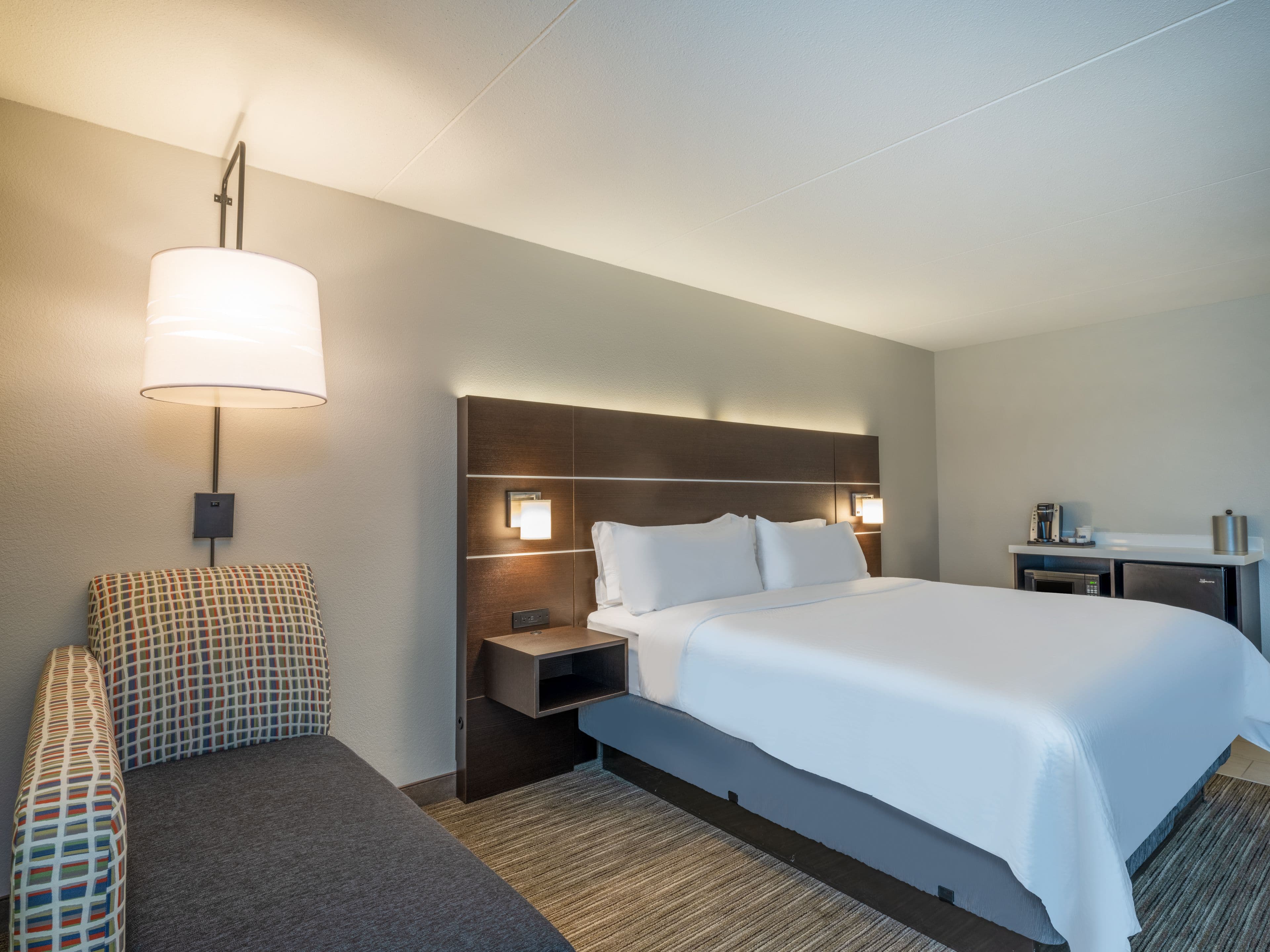 Holiday Inn Express Minneapolis West - Plymouth — 9