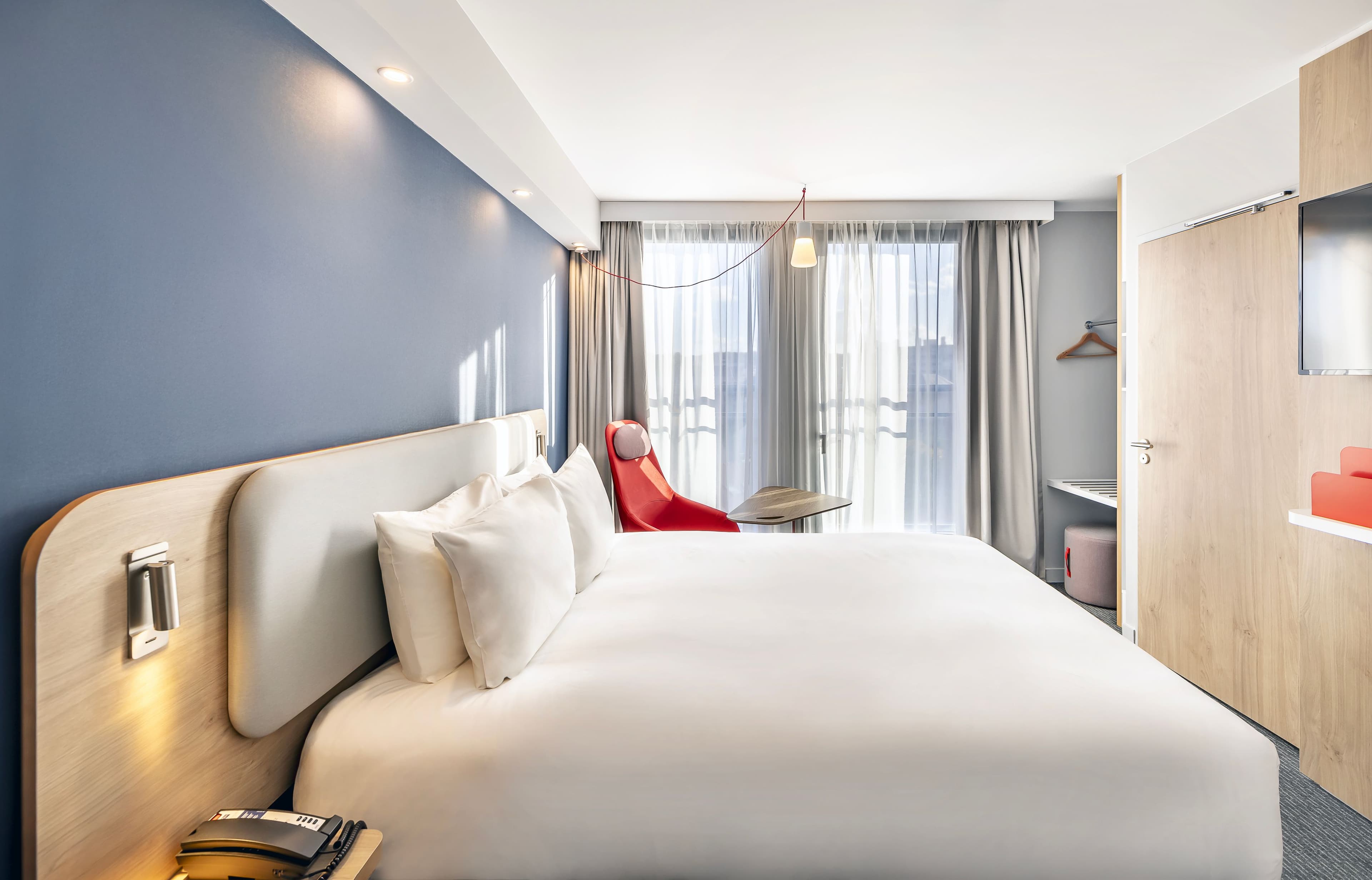 Holiday Inn Express Paris - Poissy — 3