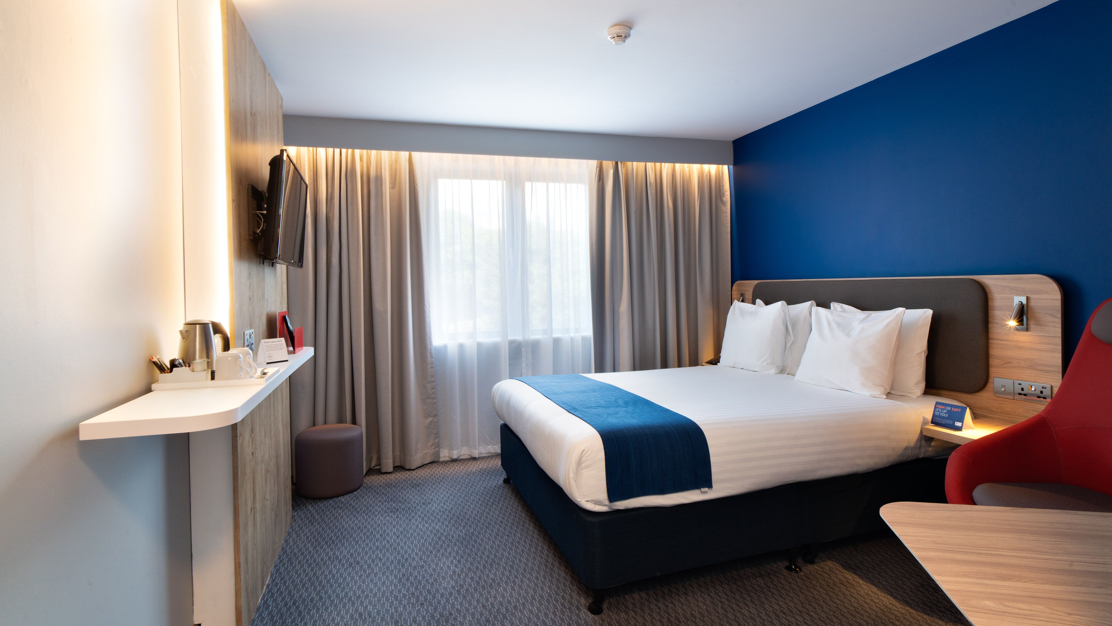 Holiday Inn Express Poole — 11