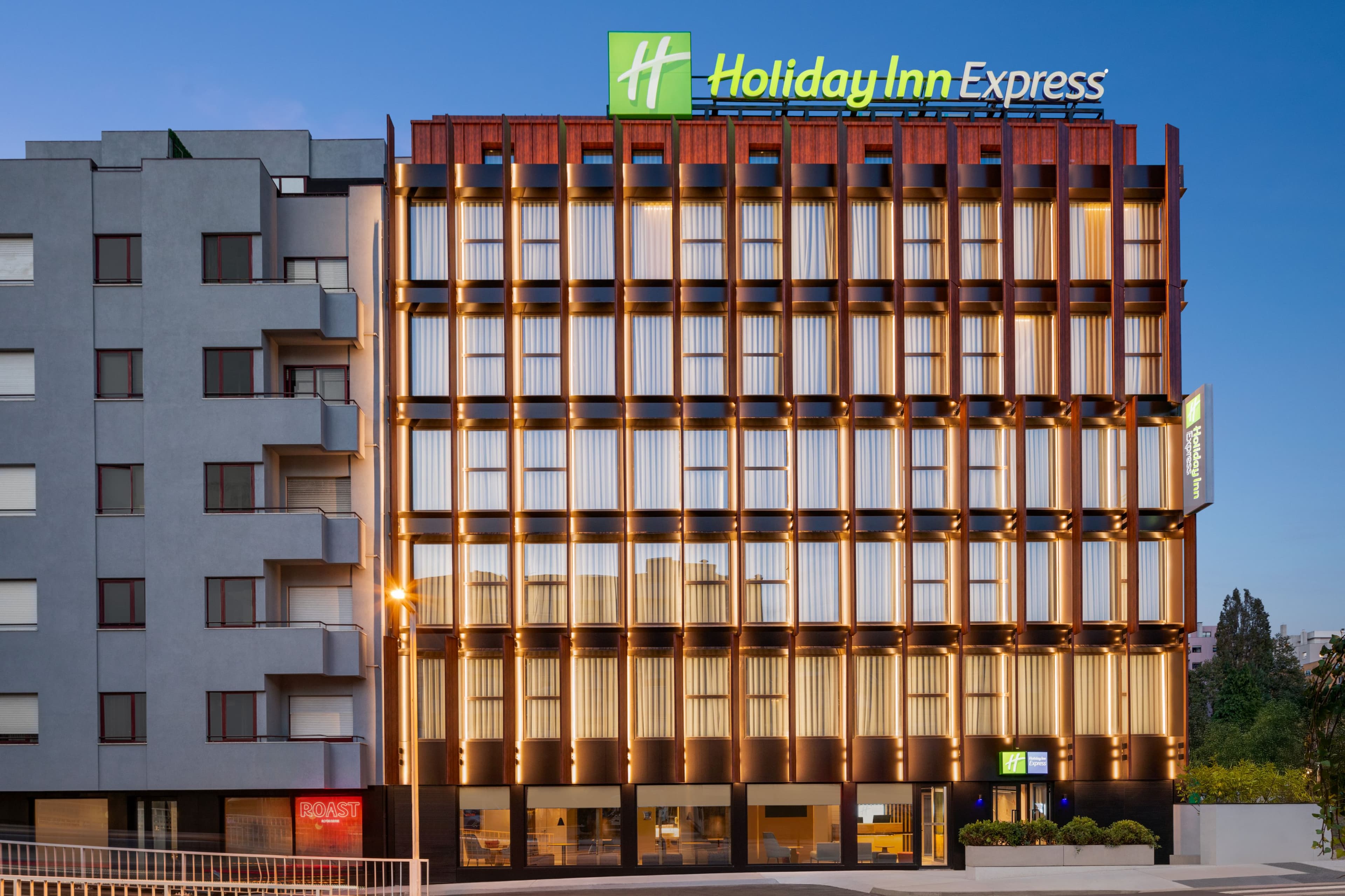 Holiday Inn Express Porto – Boavista - Image 1