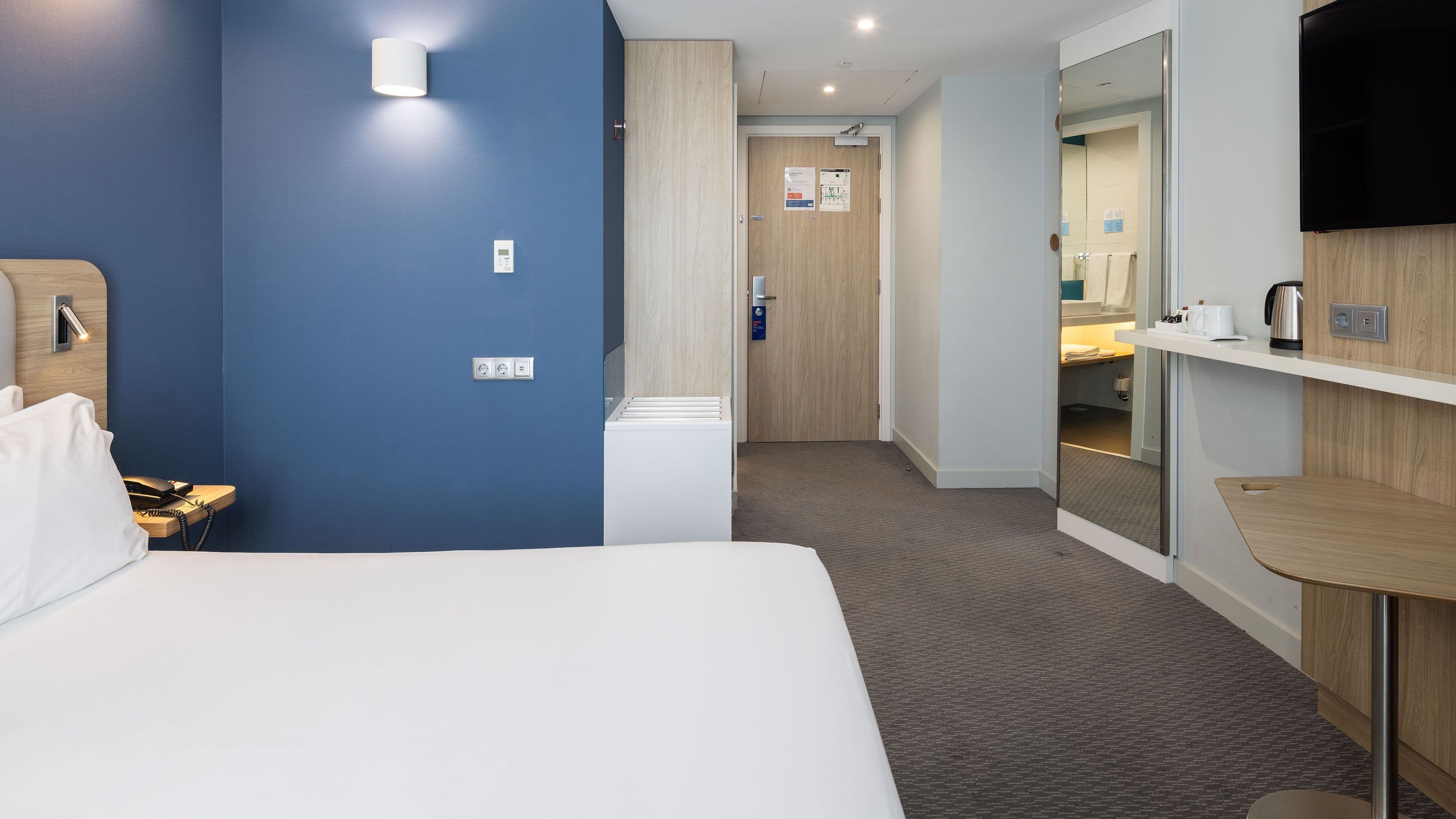 Holiday Inn Express Porto City Centre — 7