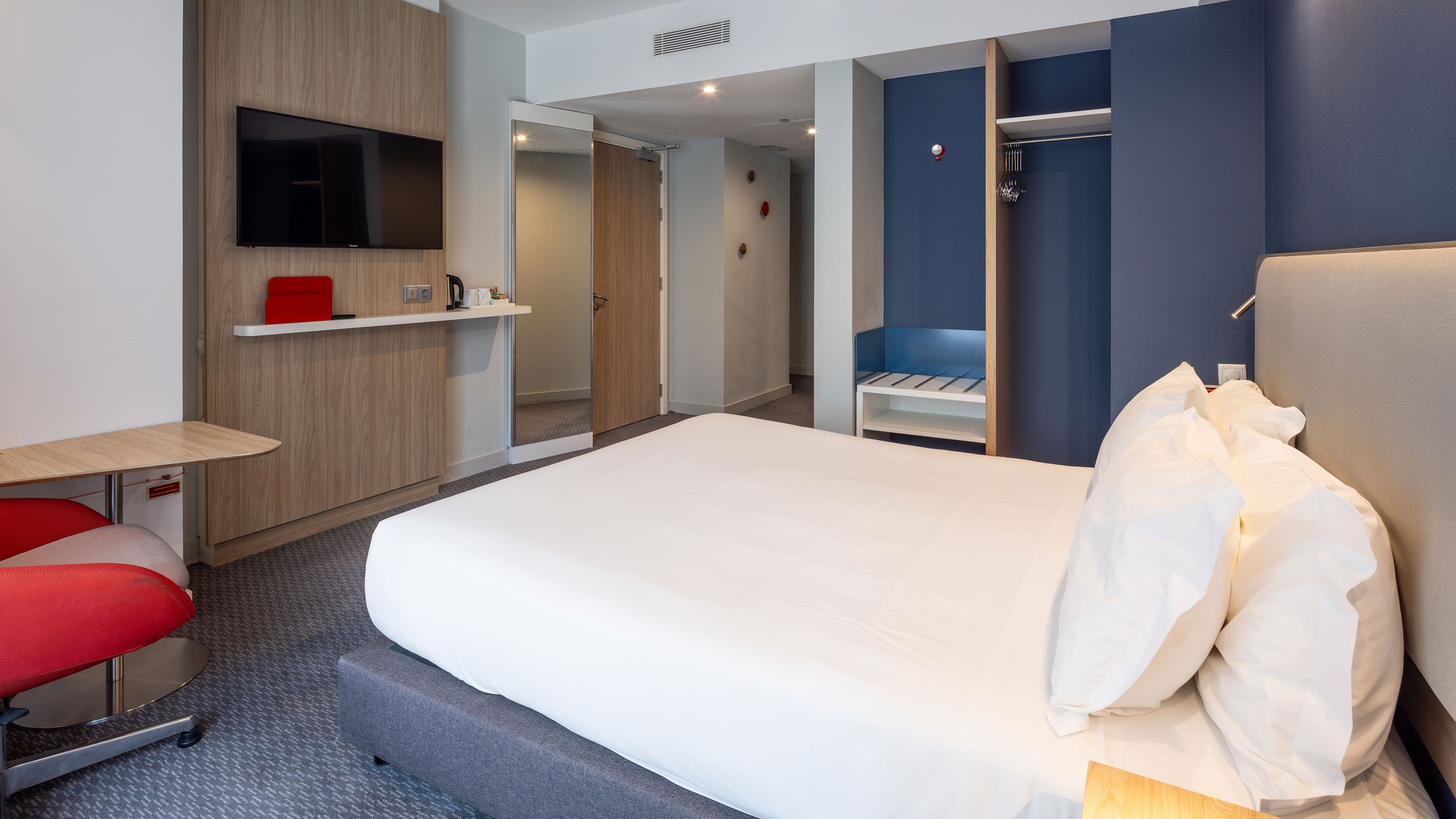 Holiday Inn Express Porto City Centre — 12