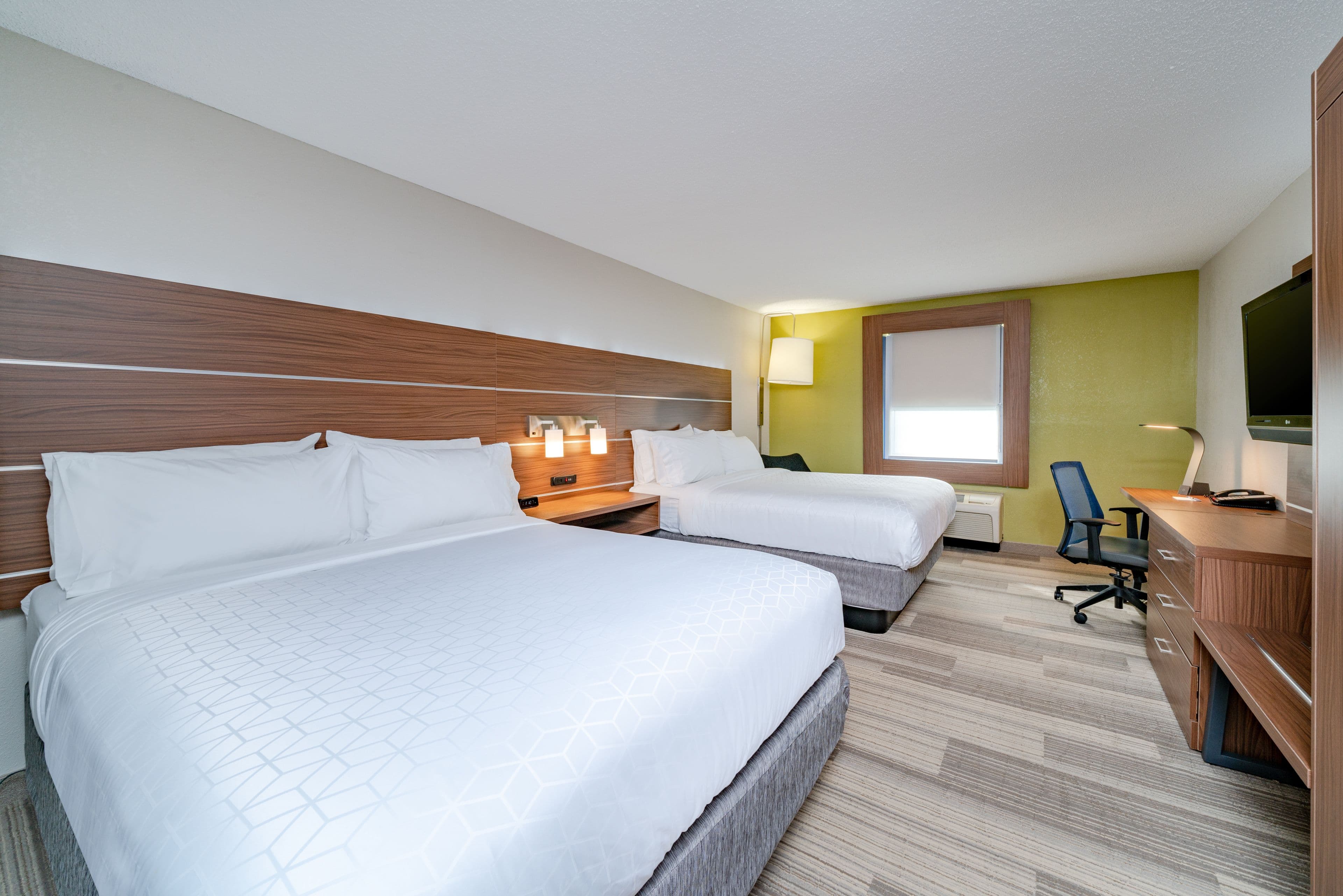 Holiday Inn Express Prince Frederick — 11
