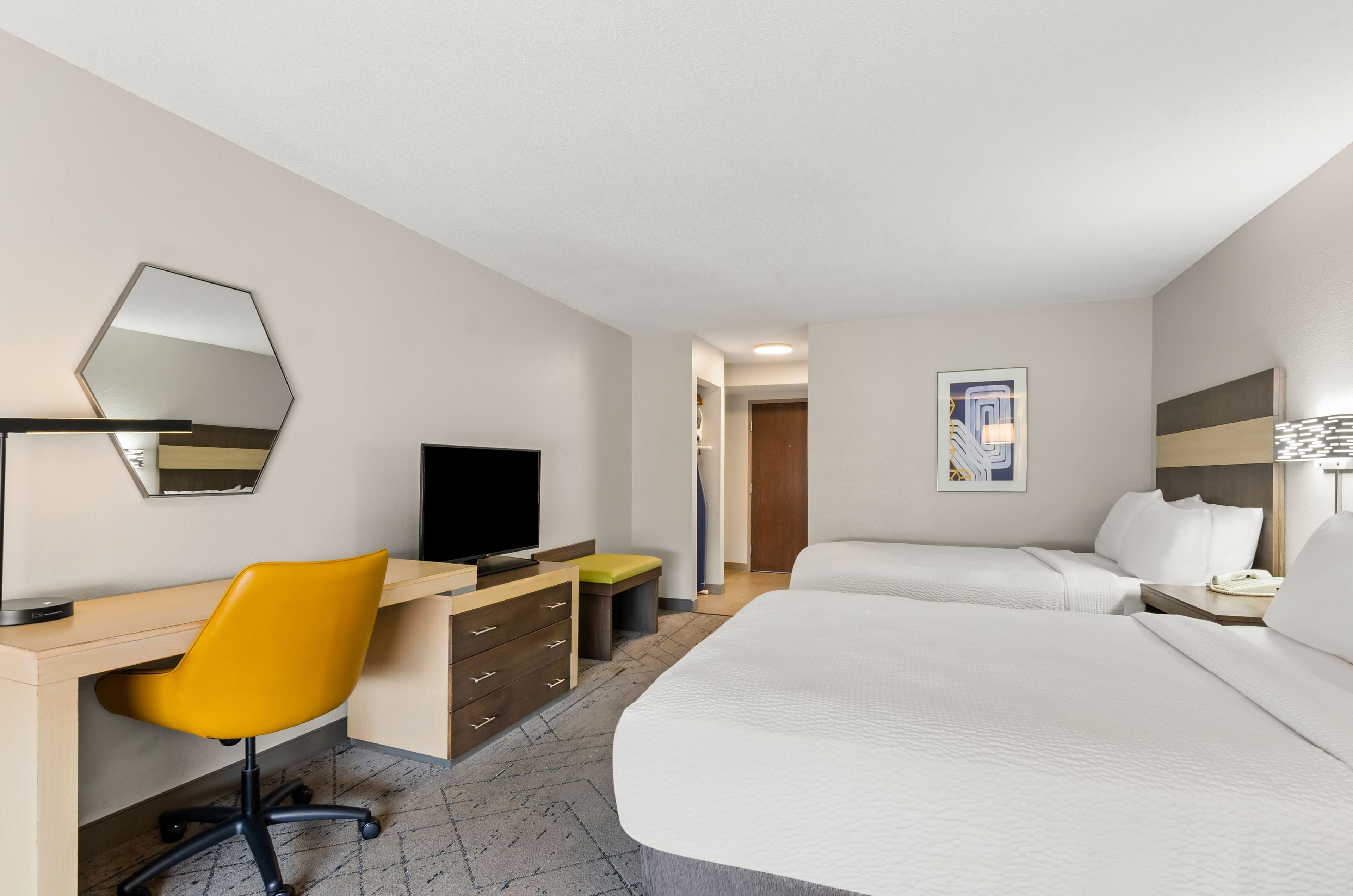 Holiday Inn Express Princeton/I-77 — 15