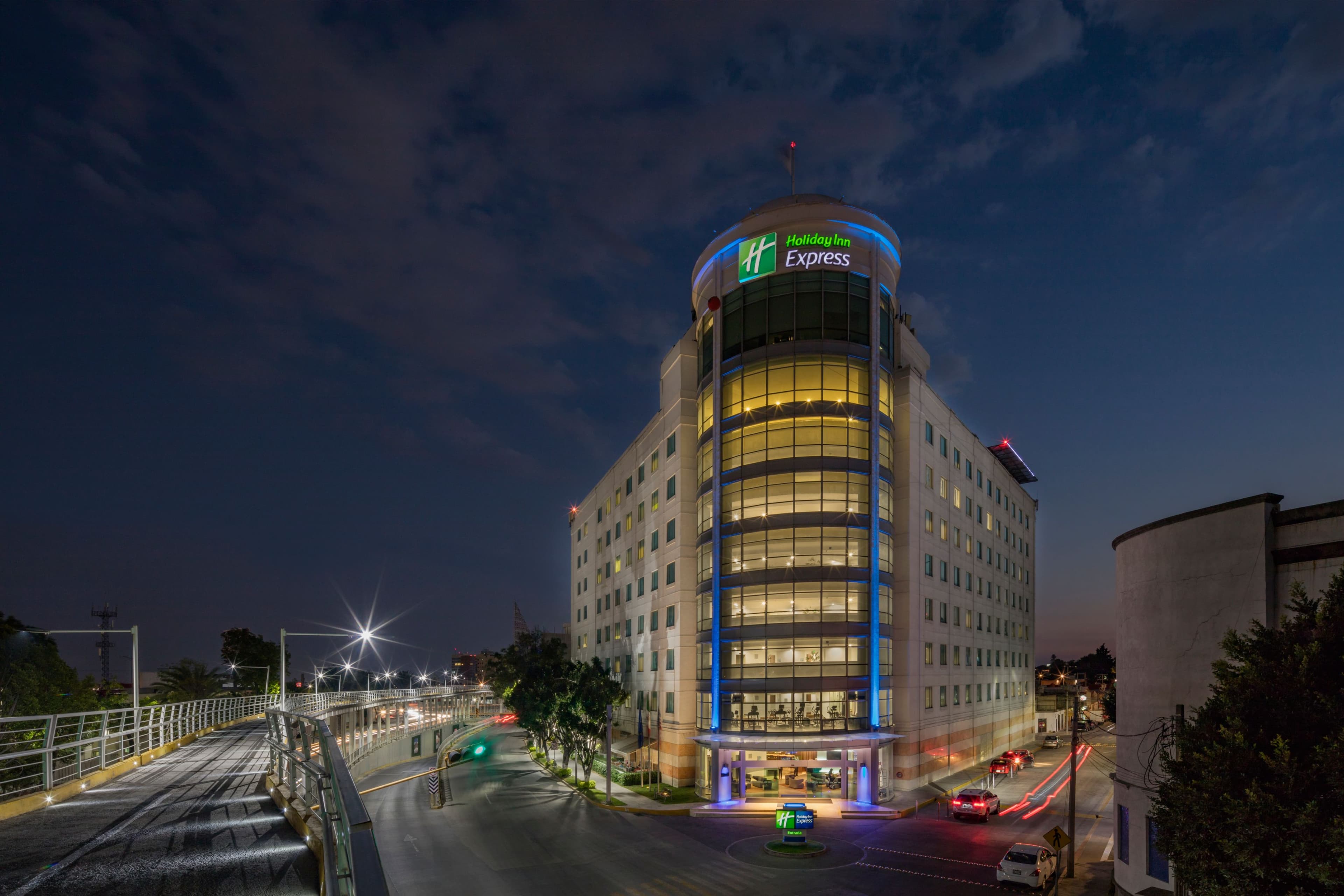 Holiday Inn Express Puebla - Image 1
