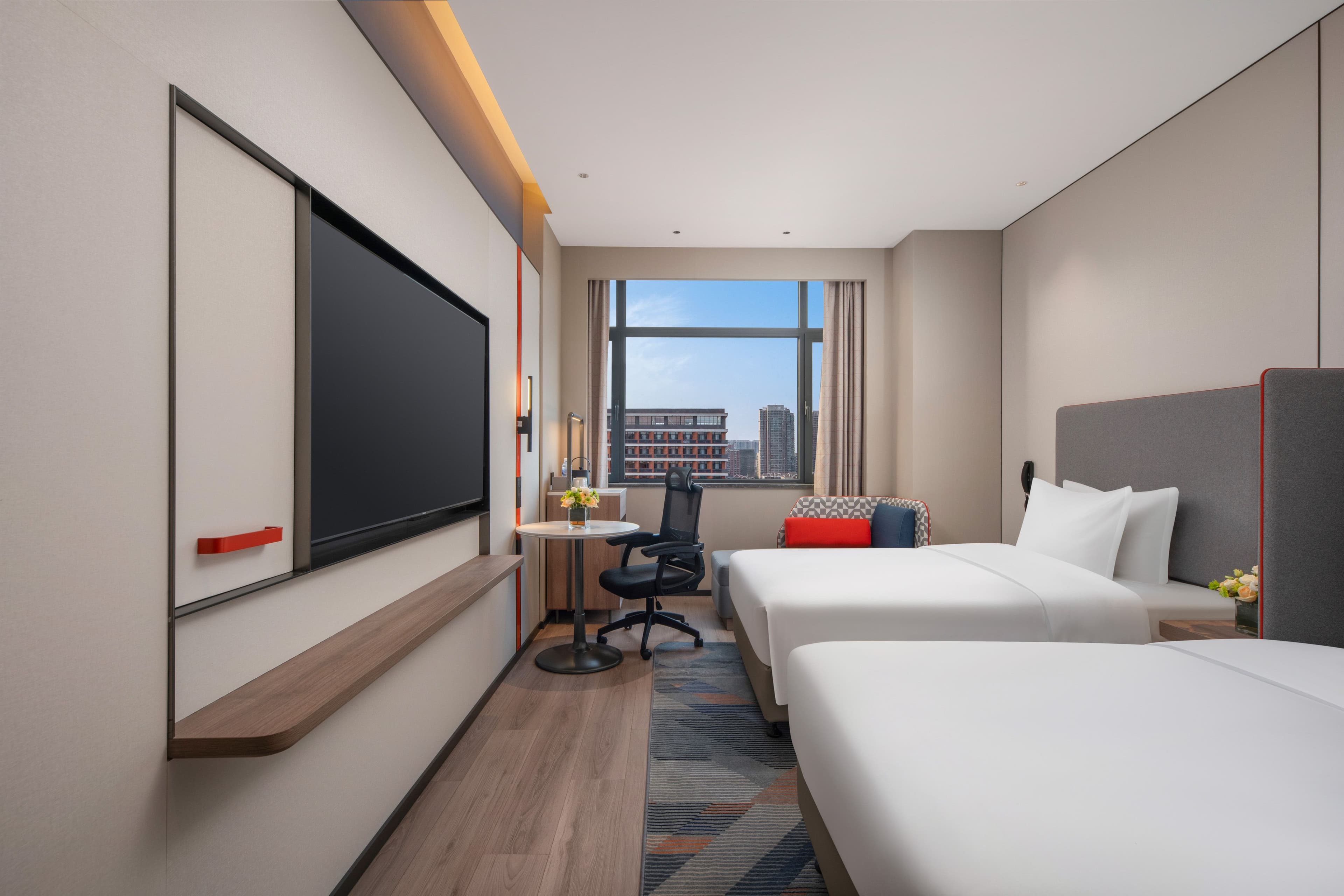 Holiday Inn Express Qingdao City Balcony — 8