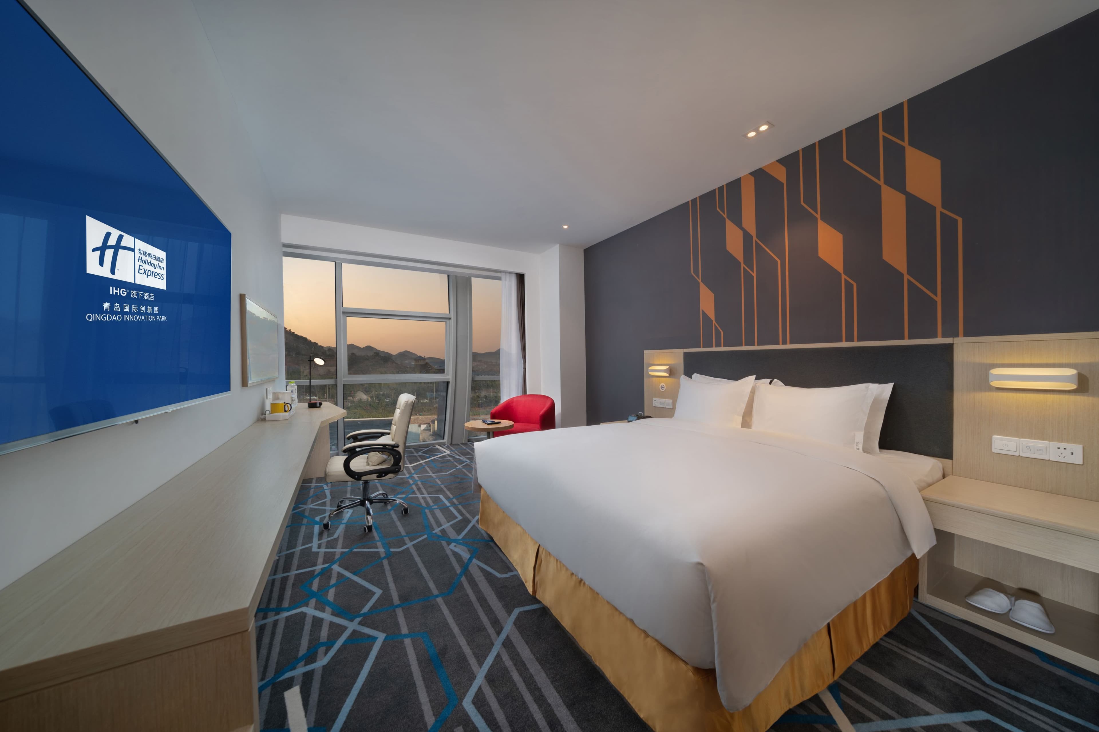 Holiday Inn Express Qingdao Innovation Park - Image 2