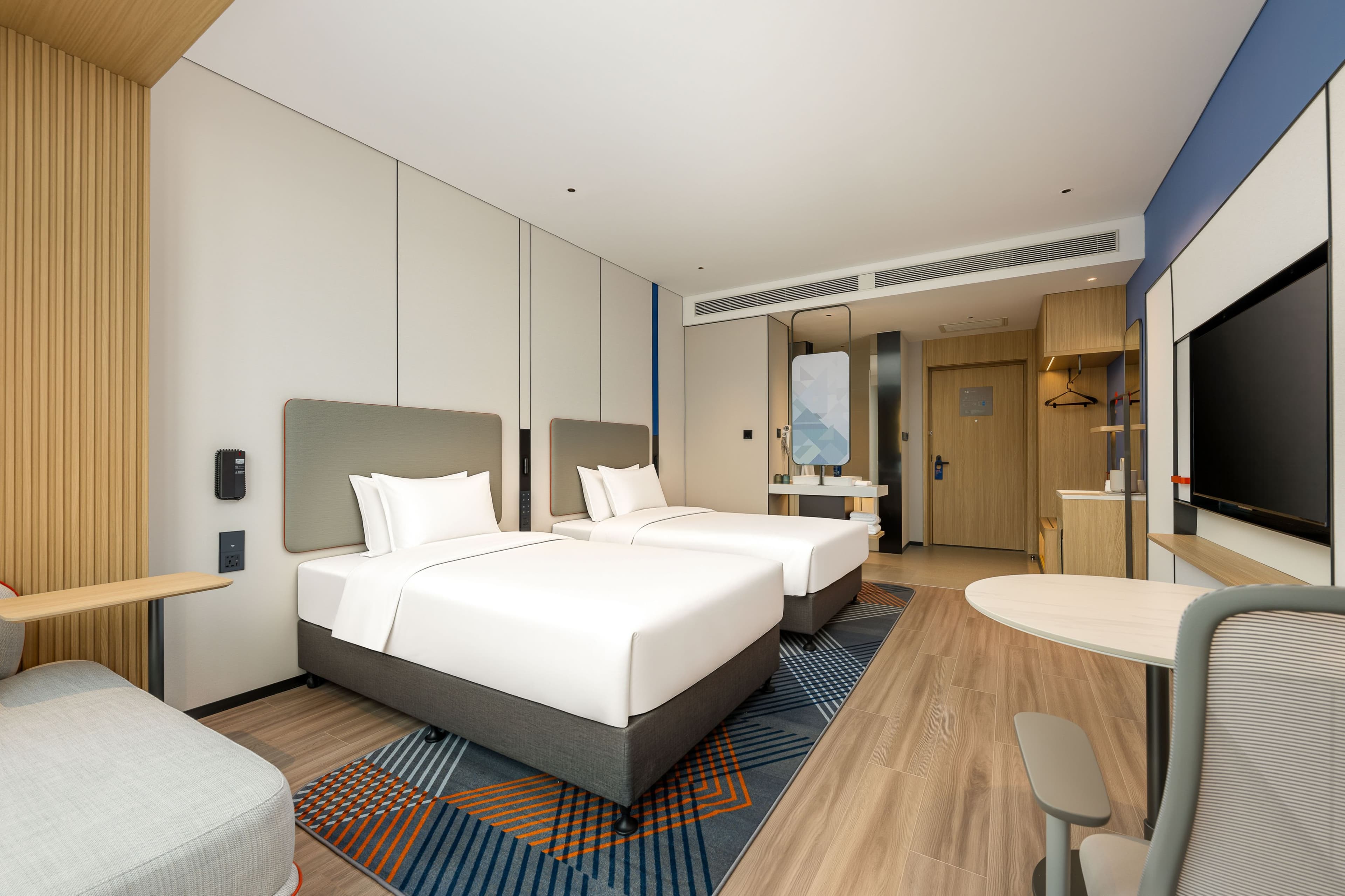 Holiday Inn Express Qinhuangdao Haigang — 14