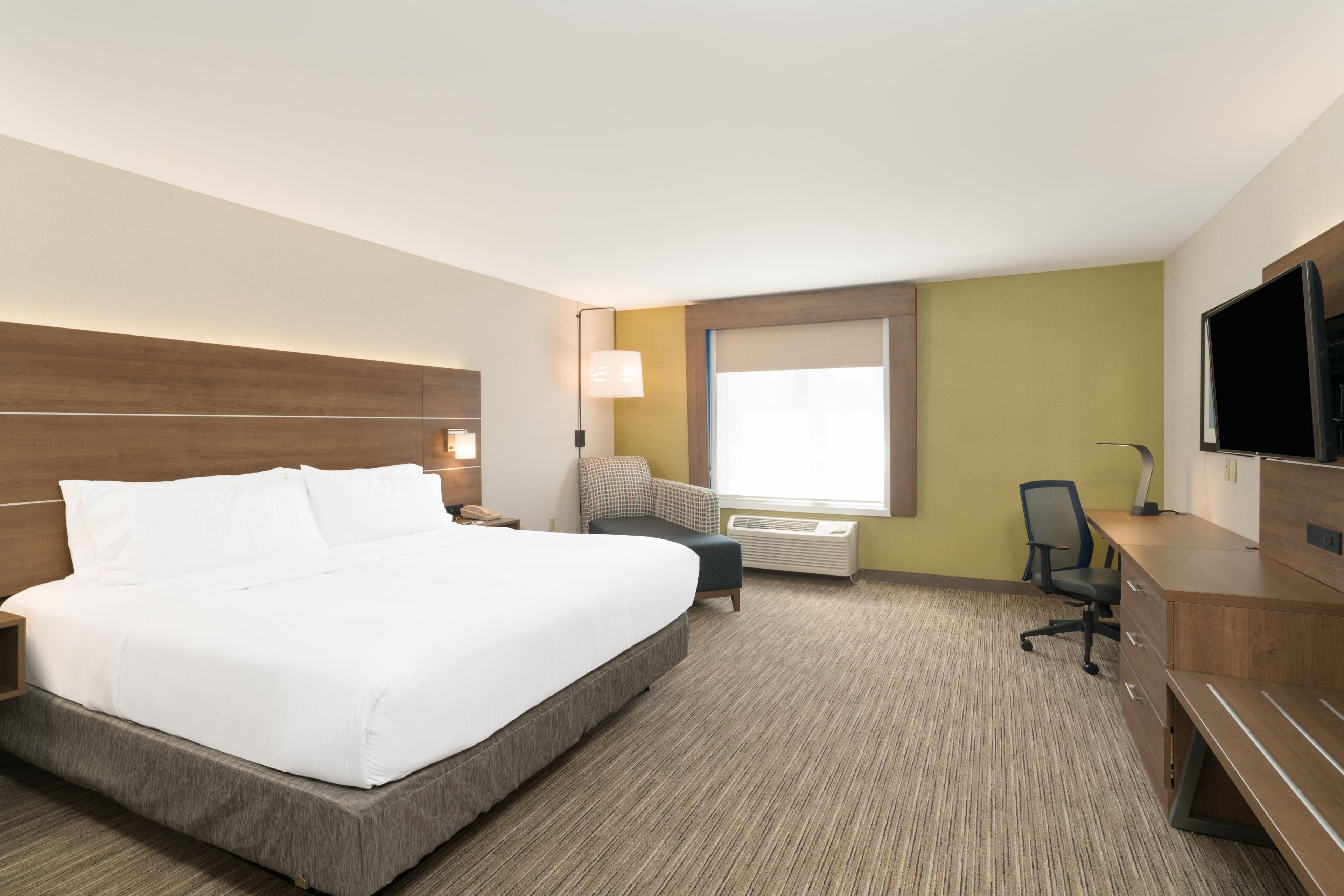Holiday Inn Express Radcliff - Fort Knox — 7