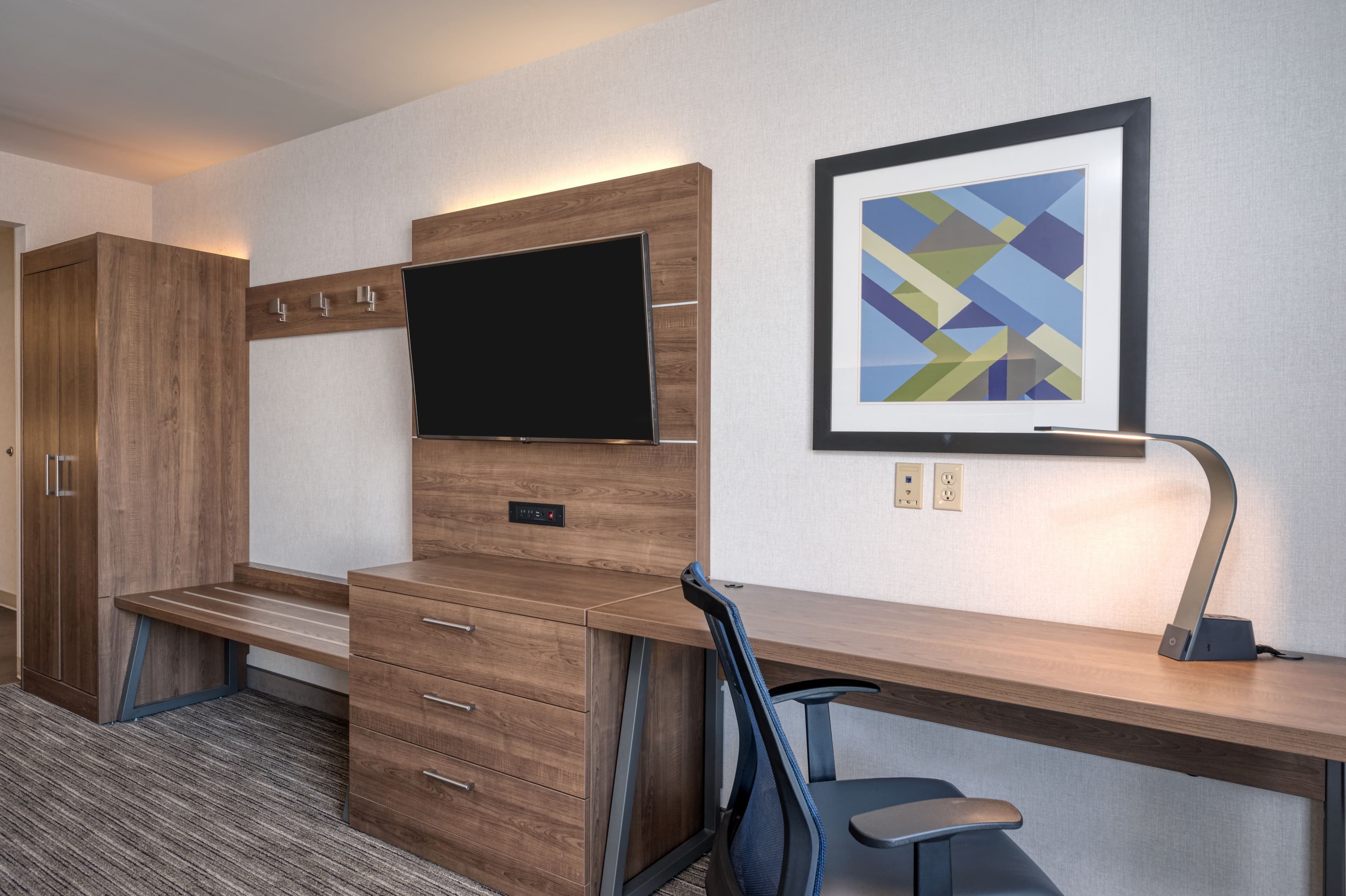 Holiday Inn Express Radcliff - Fort Knox — 6