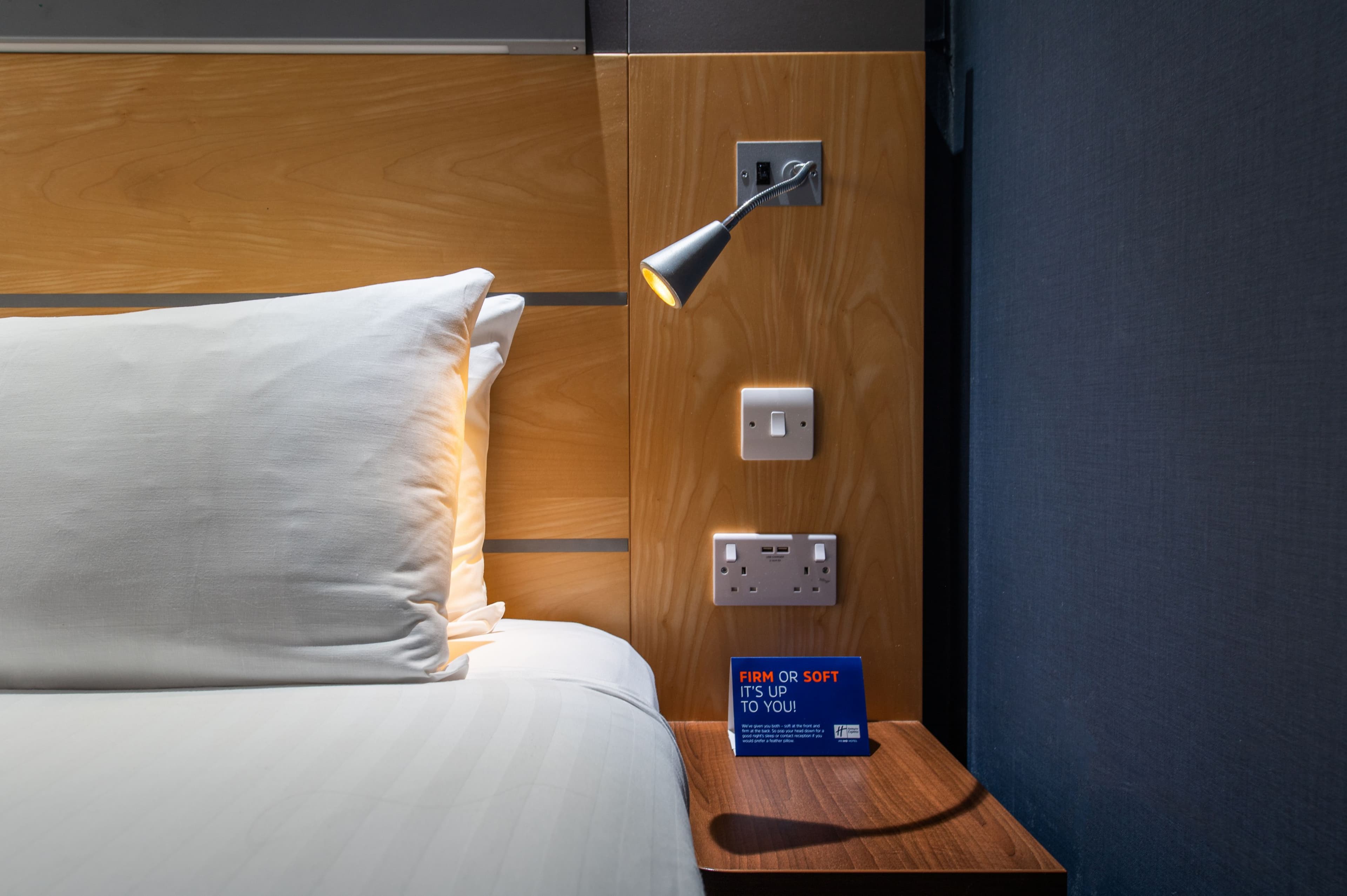 Standard Room with Free Hot Breakfast - Image 6