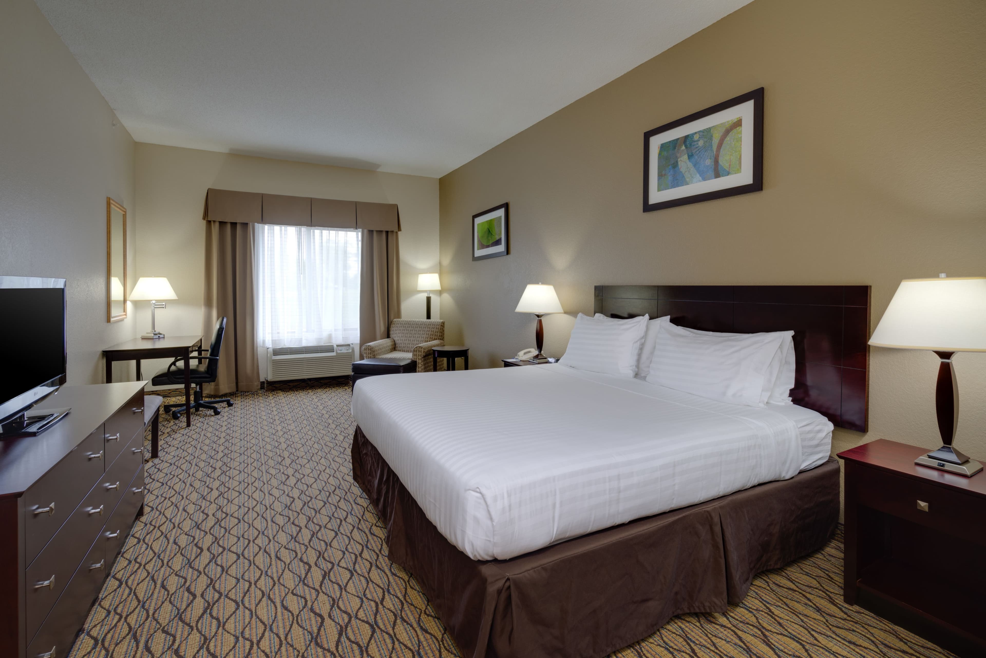 Holiday Inn Express Charles Town - Image 4
