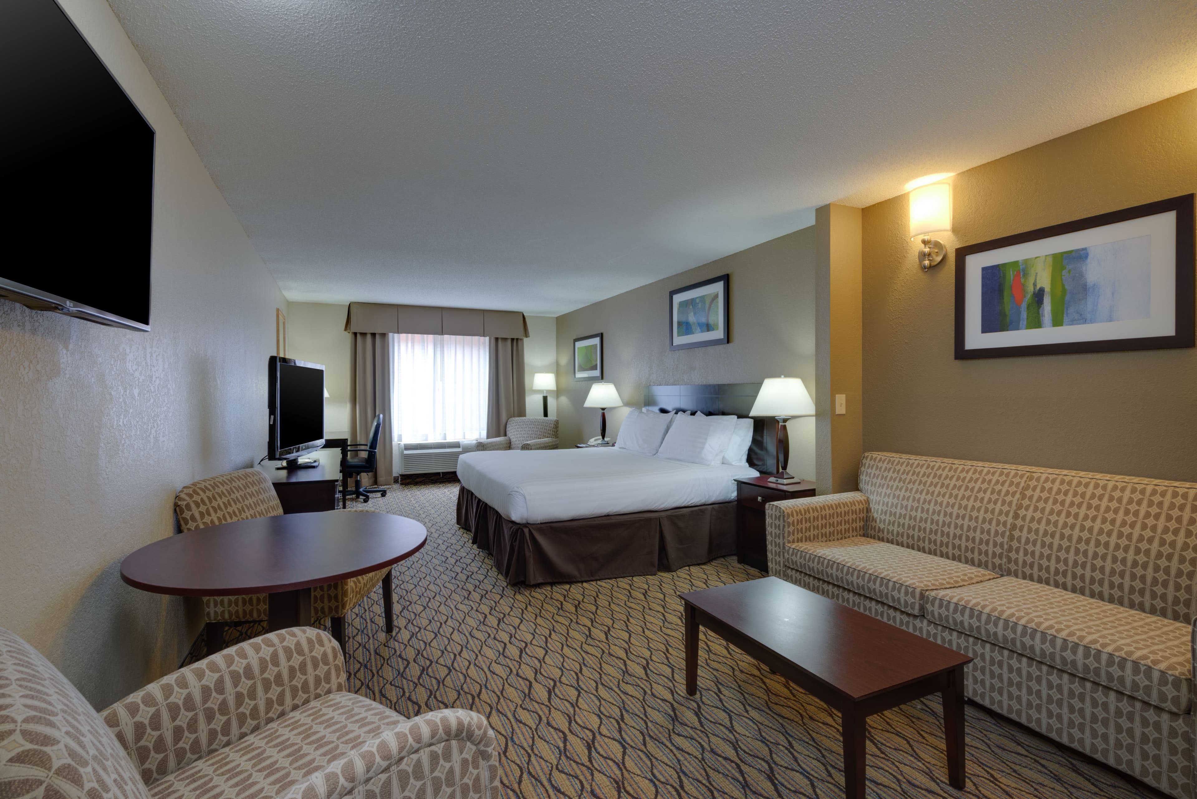 Holiday Inn Express Charles Town — 11