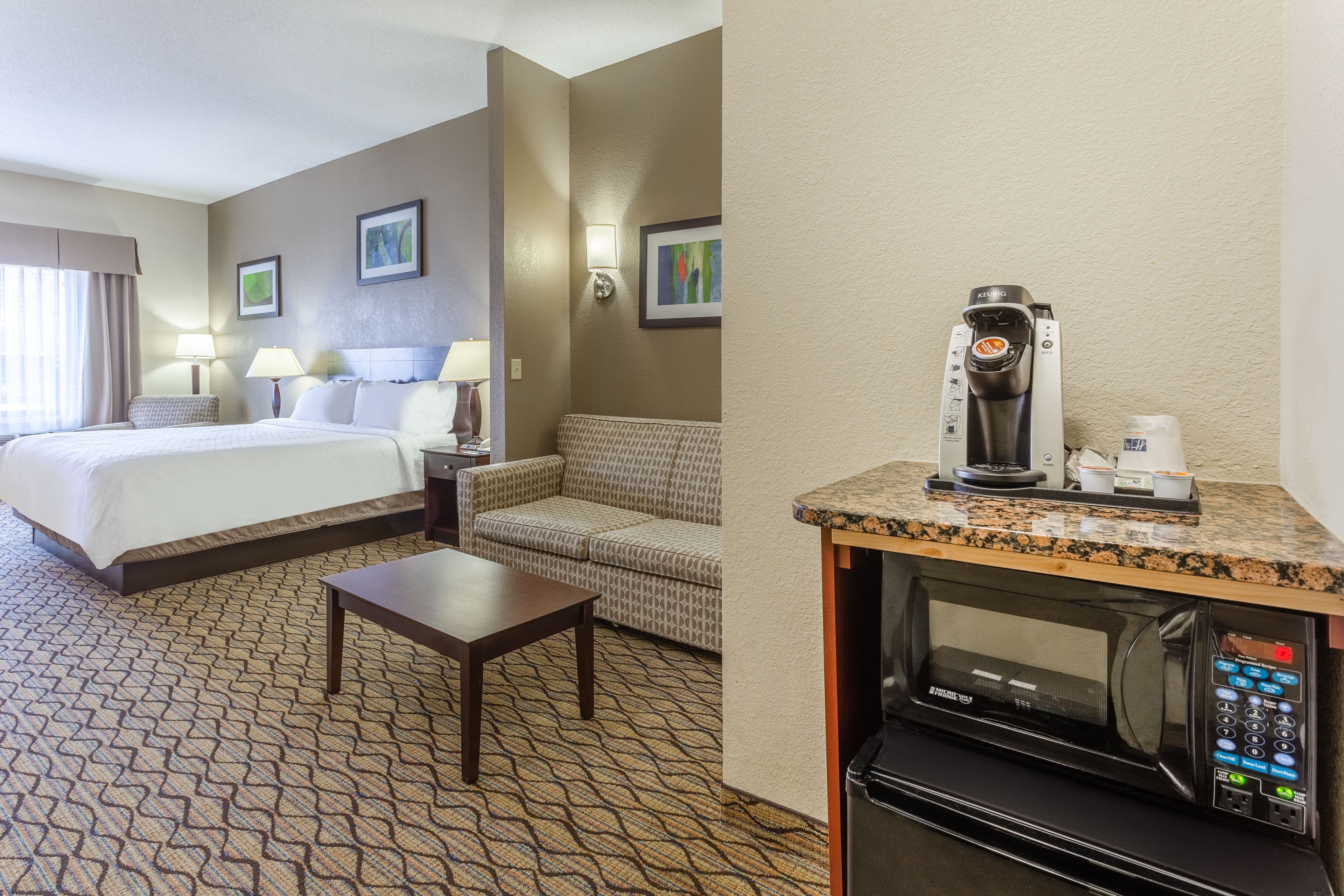 Holiday Inn Express Charles Town — 9