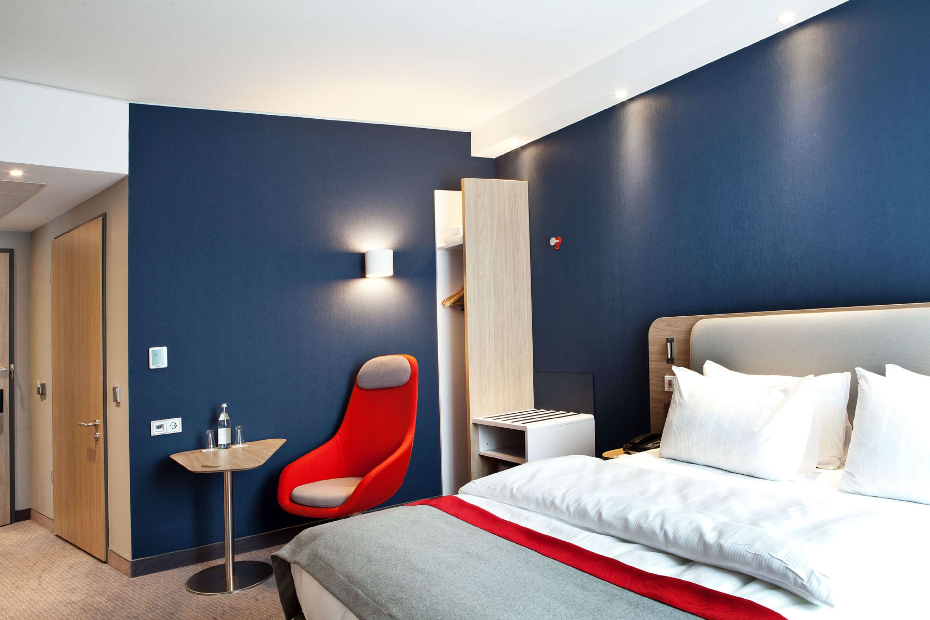 Holiday Inn Express Frankfurt Airport - Raunheim - Image 2