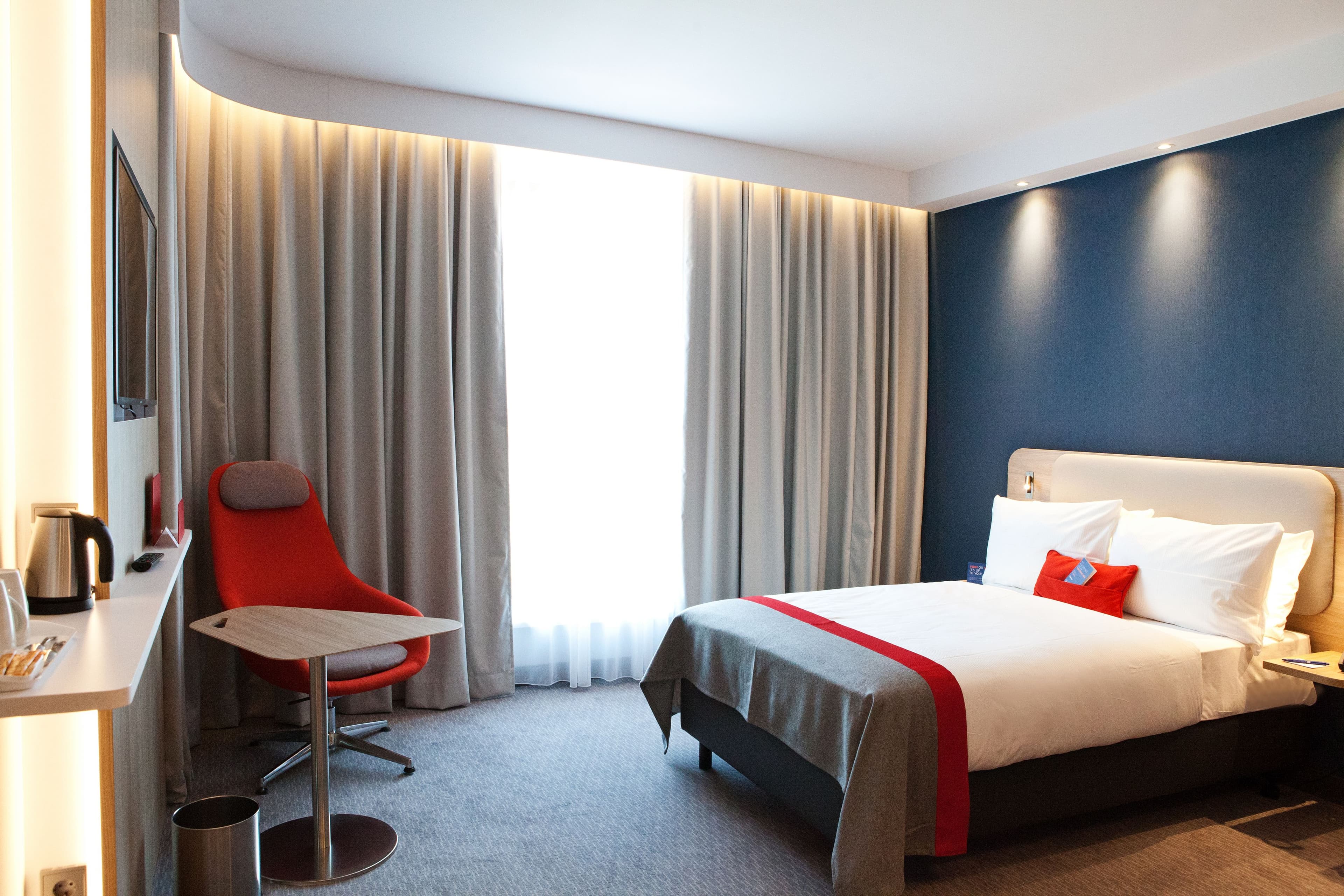 Holiday Inn Express Frankfurt Airport - Raunheim — 8