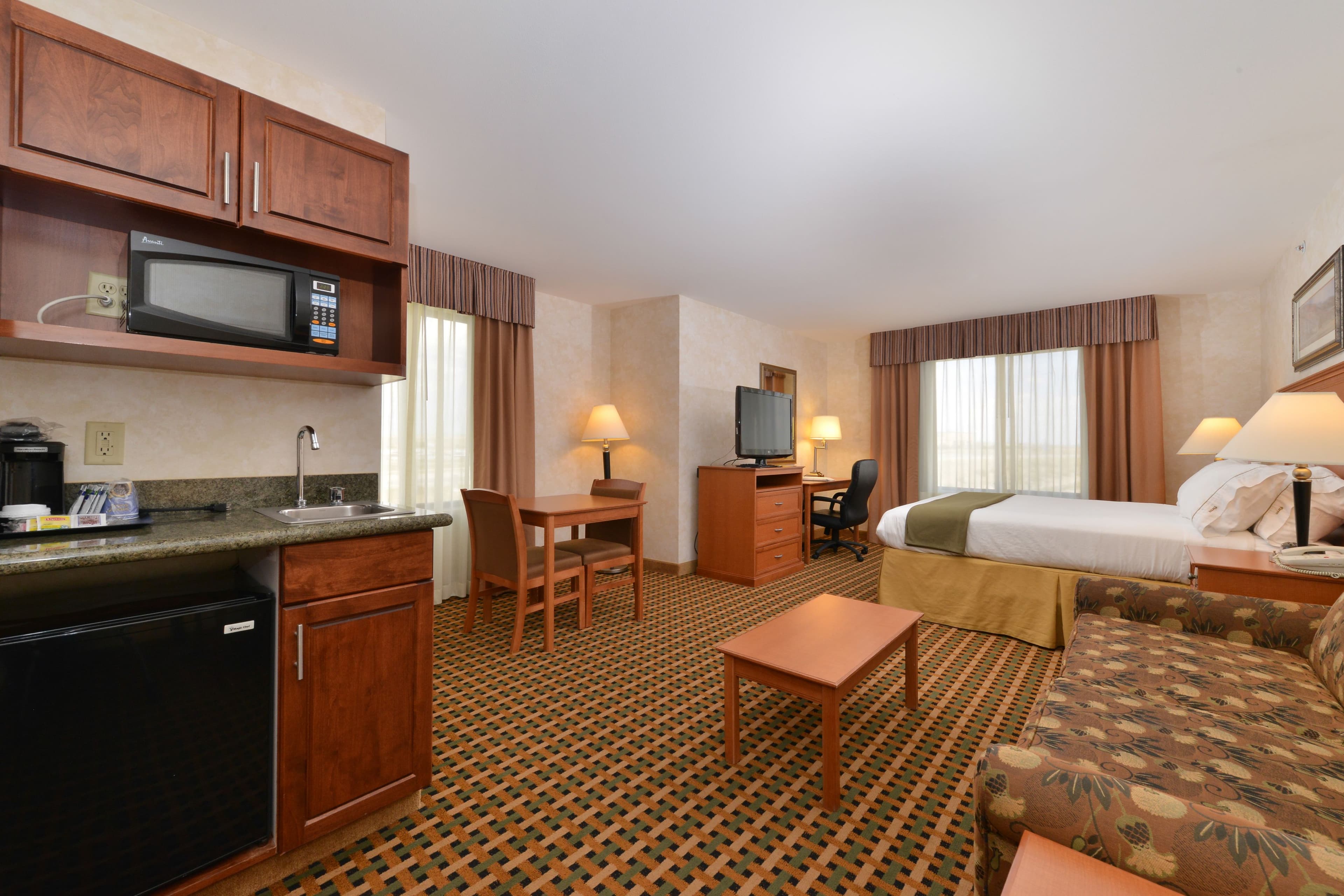 Holiday Inn Express Rawlins — 6