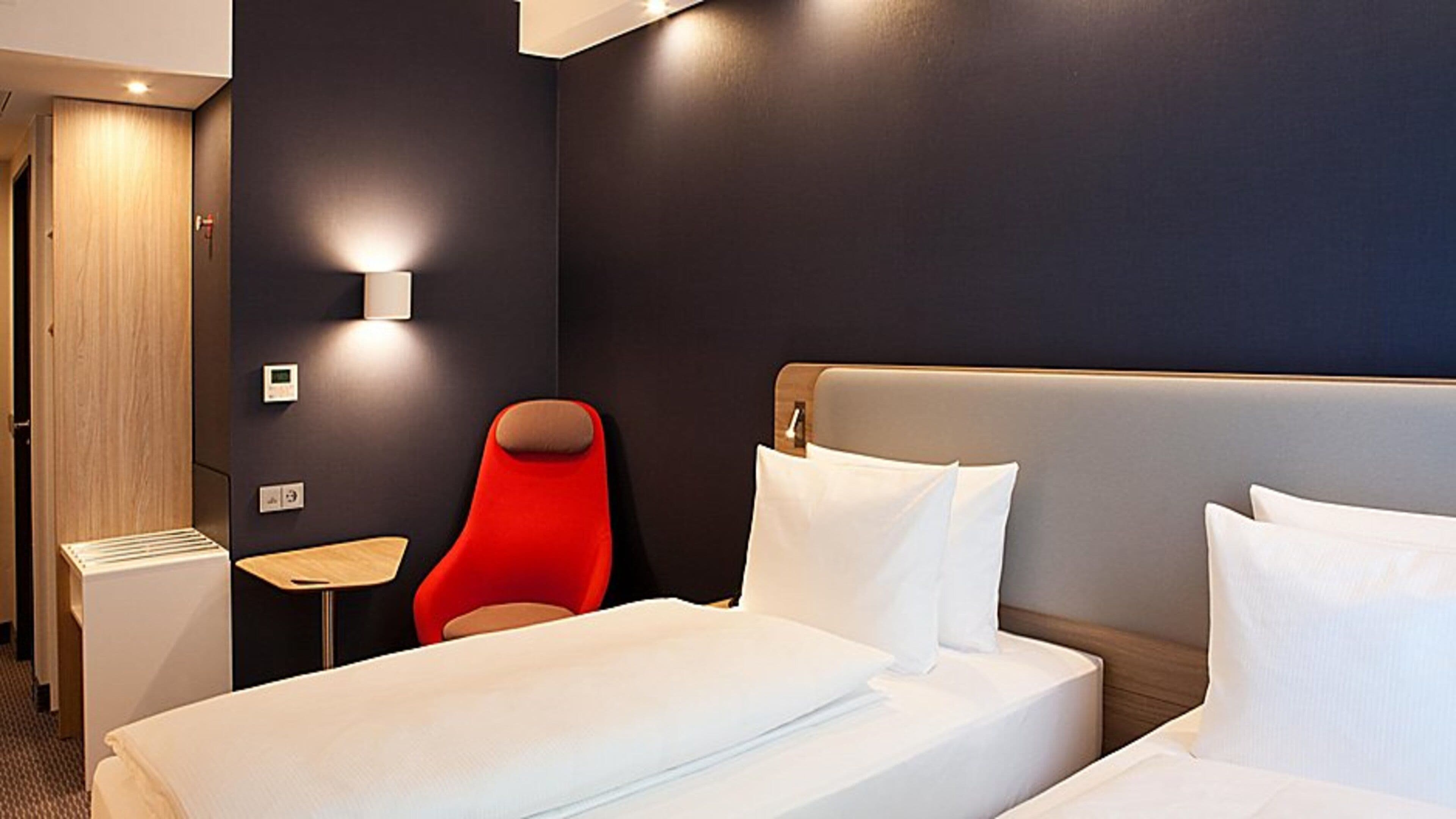 Holiday Inn Express Remscheid — 9