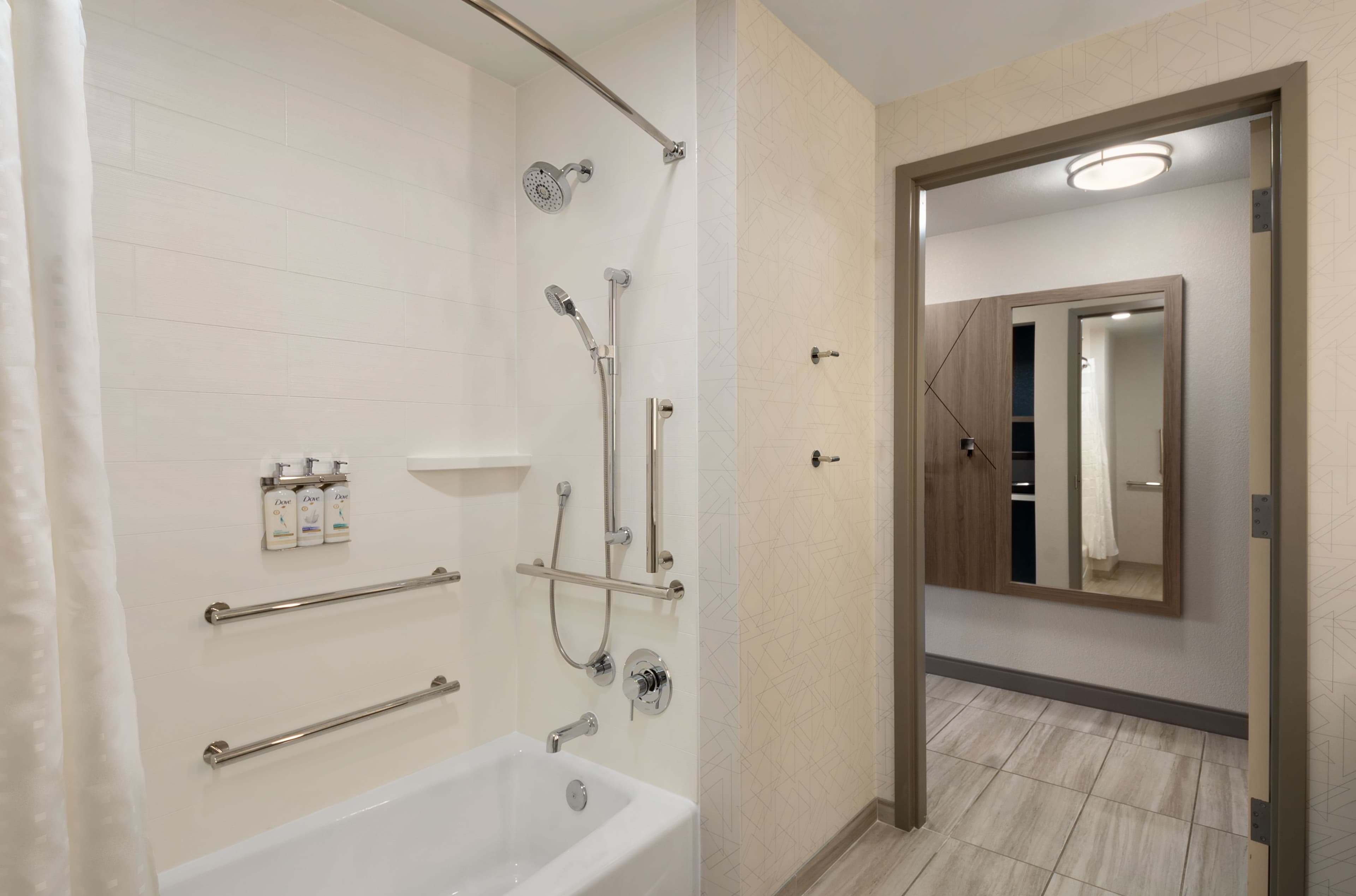 Holiday Inn Express Richmond — 14