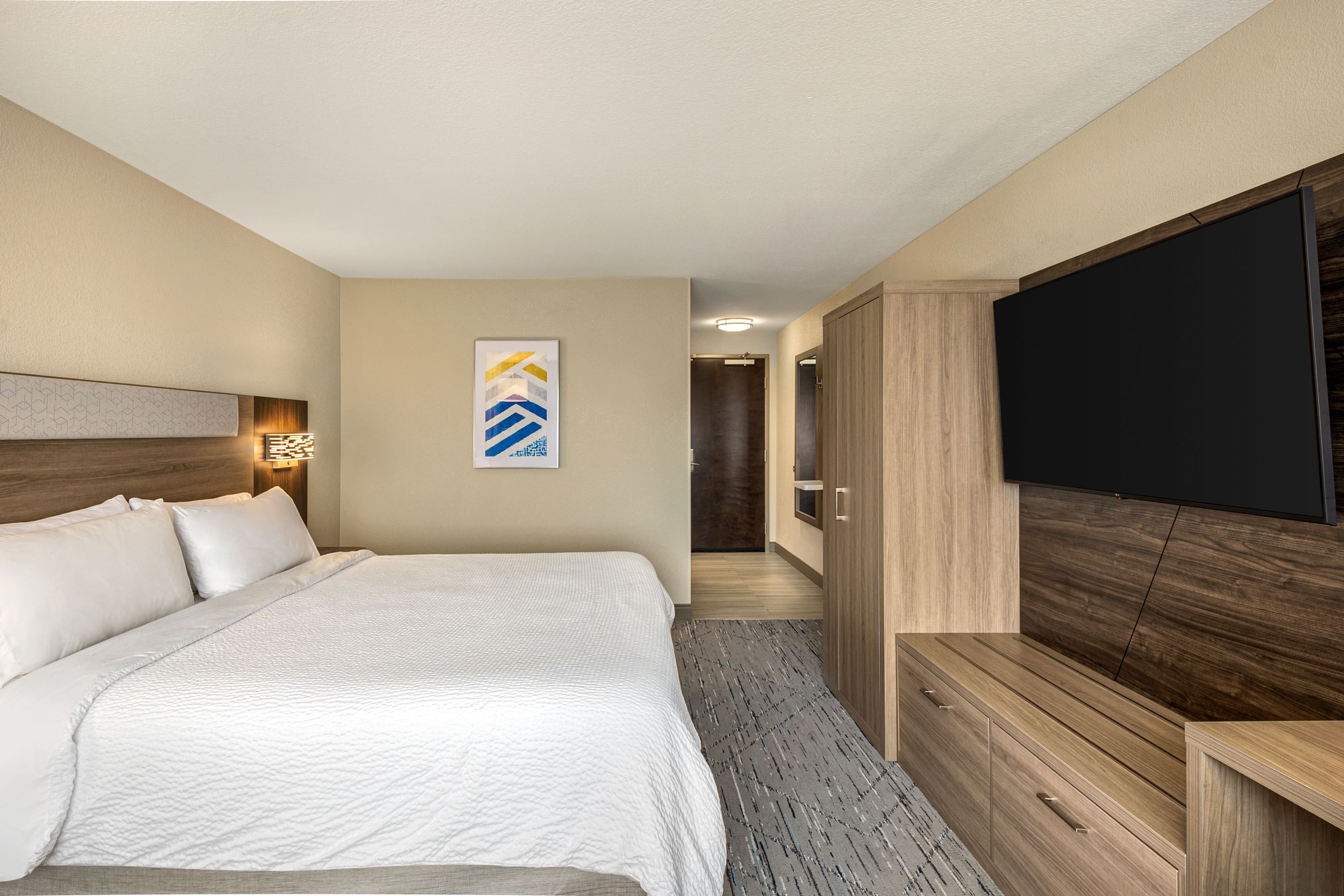 Holiday Inn Express Richmond — 3
