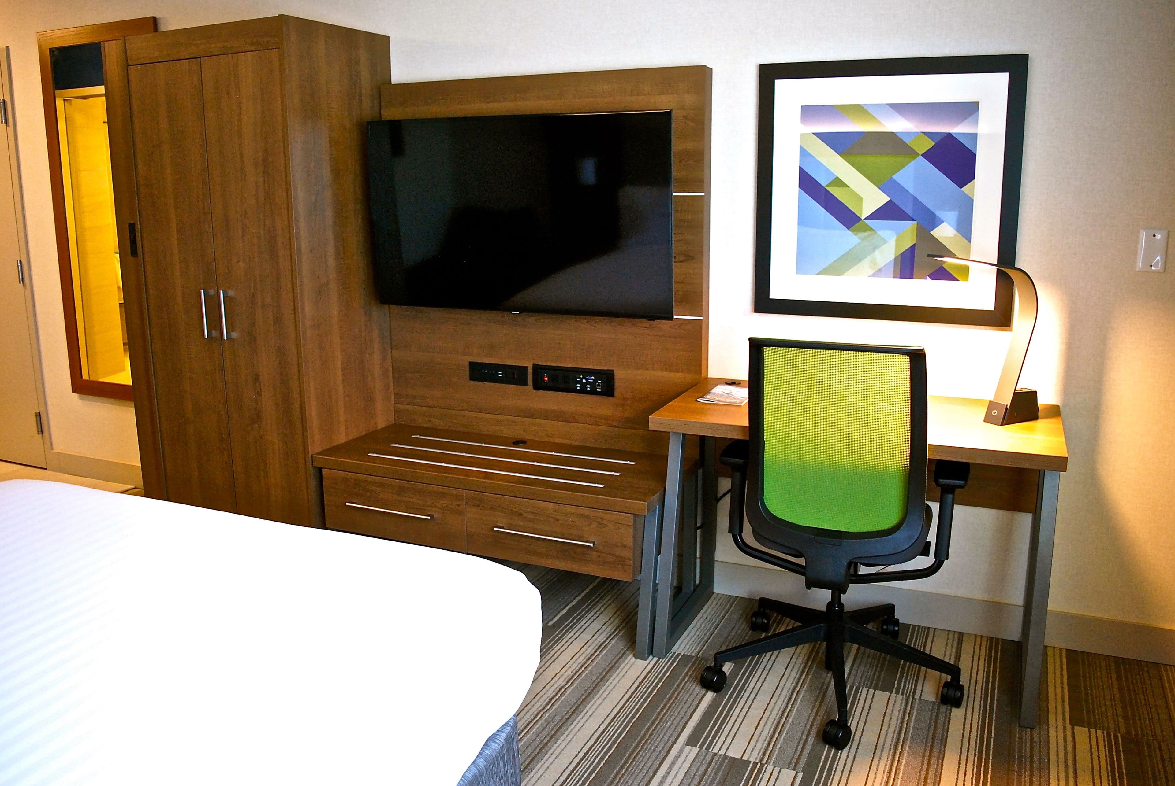 Holiday Inn Express Vancouver Airport - Richmond — 24