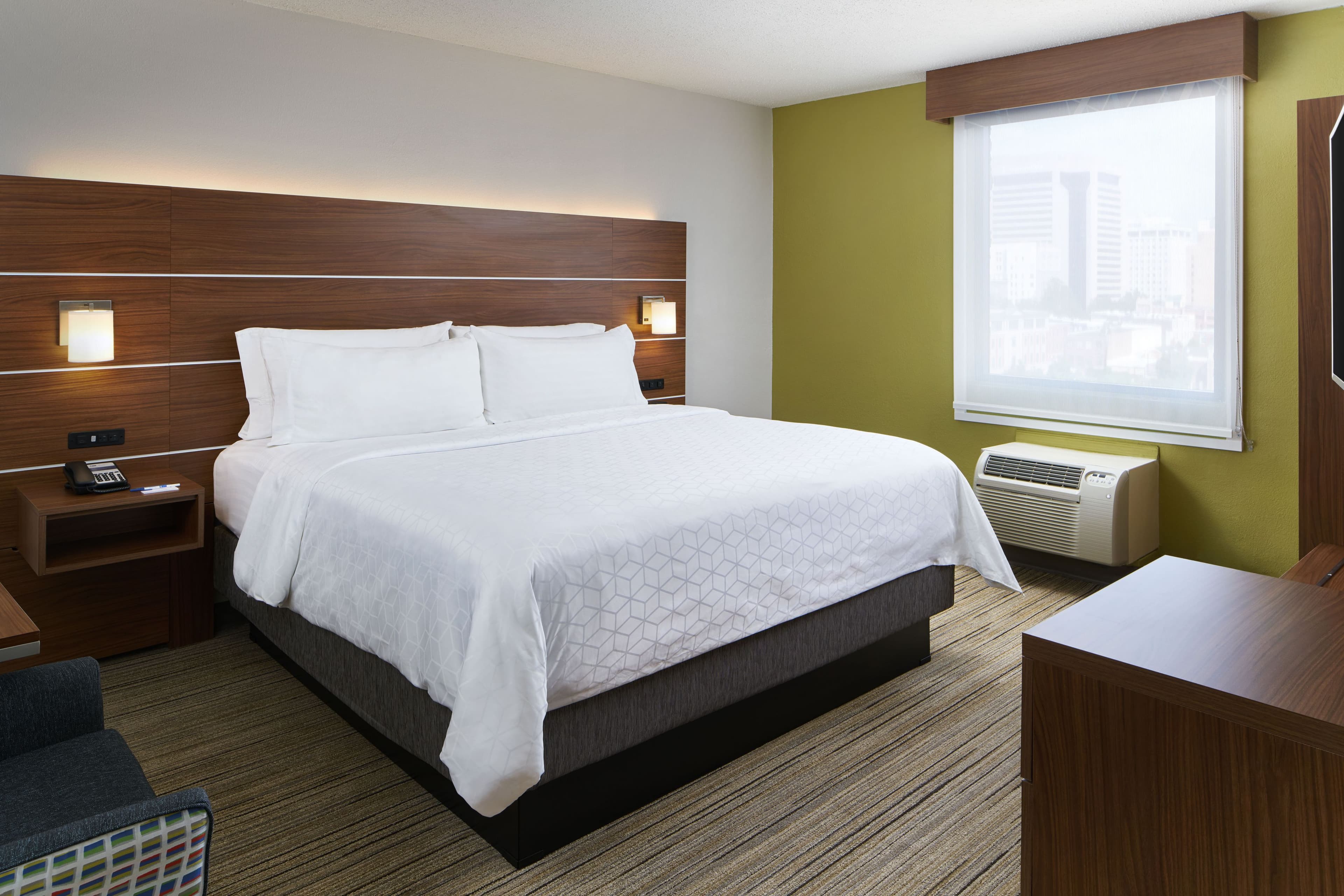 Holiday Inn Express Richmond - Downtown — 3