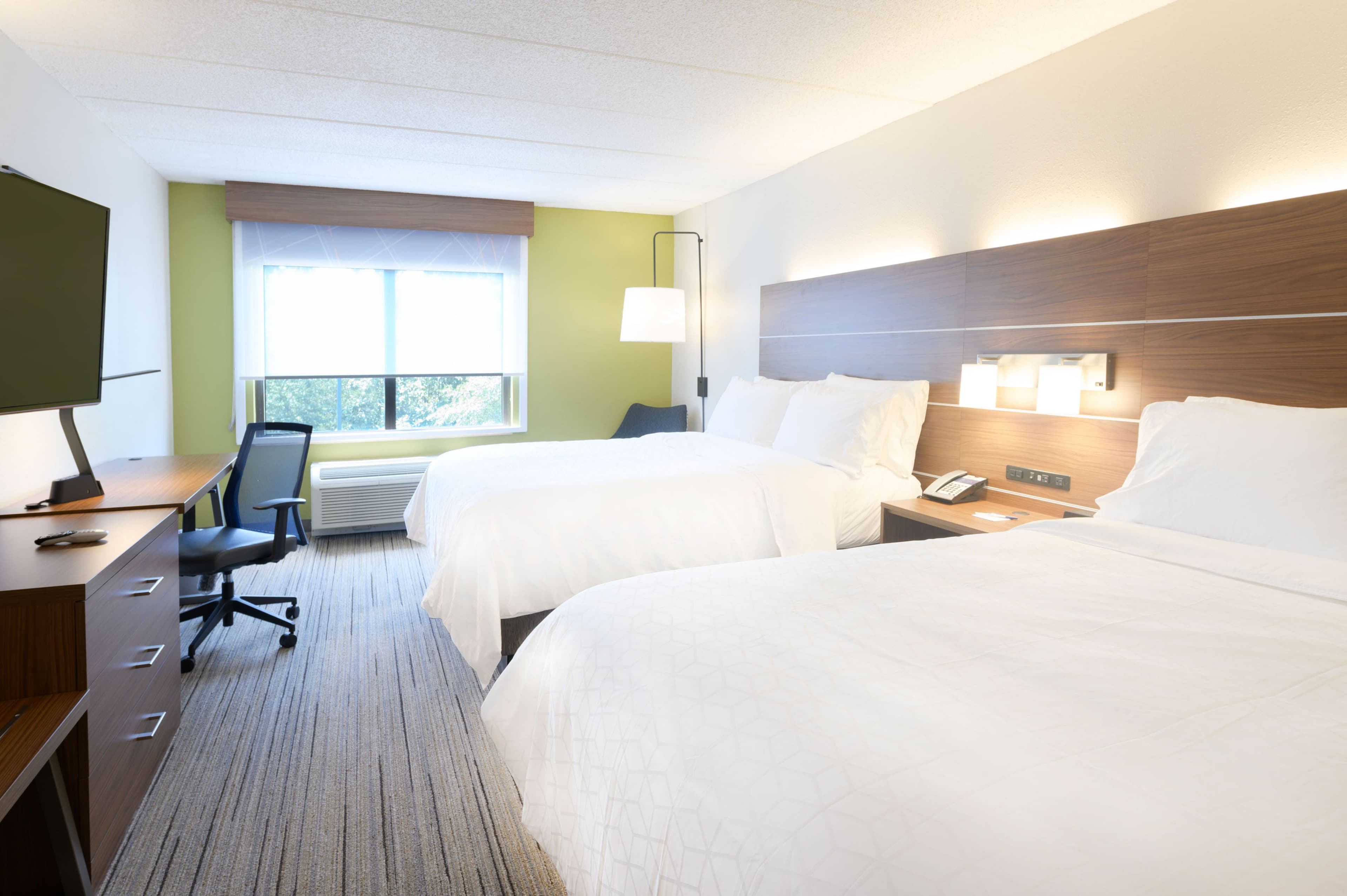 Holiday Inn Express Richmond Airport — 8