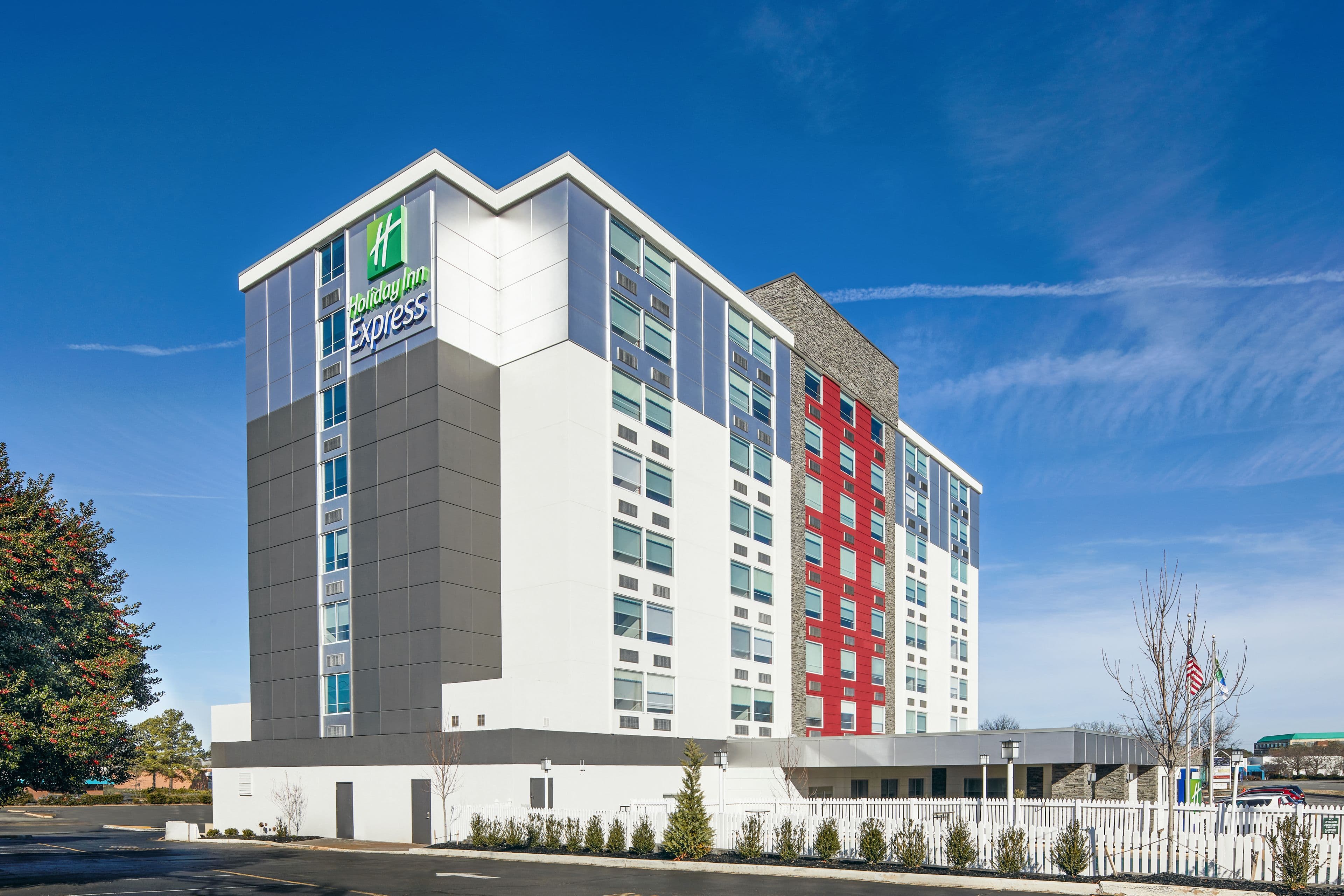 Holiday Inn Express Richmond - Midtown - Image 1