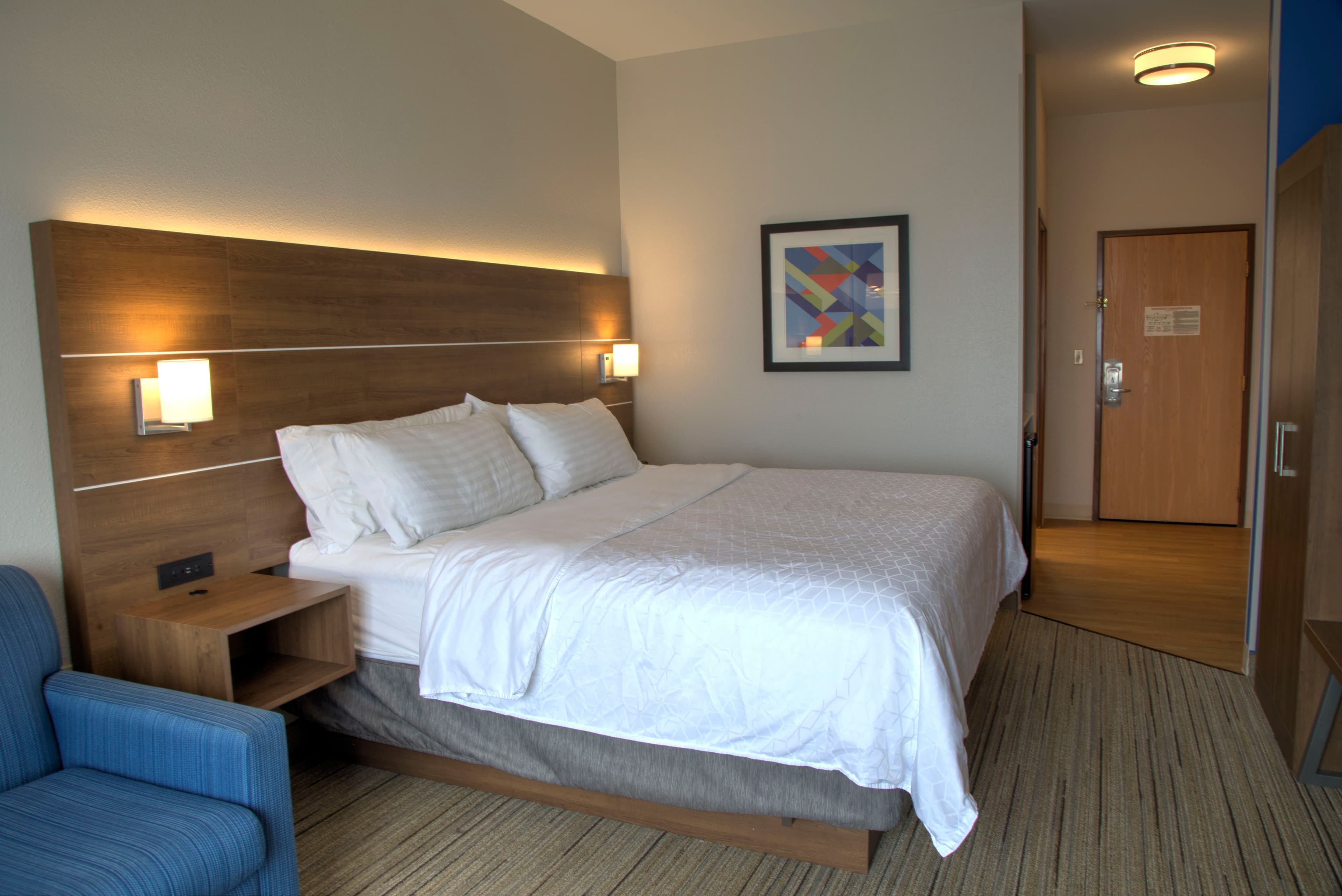 Holiday Inn Express Rochelle — 6