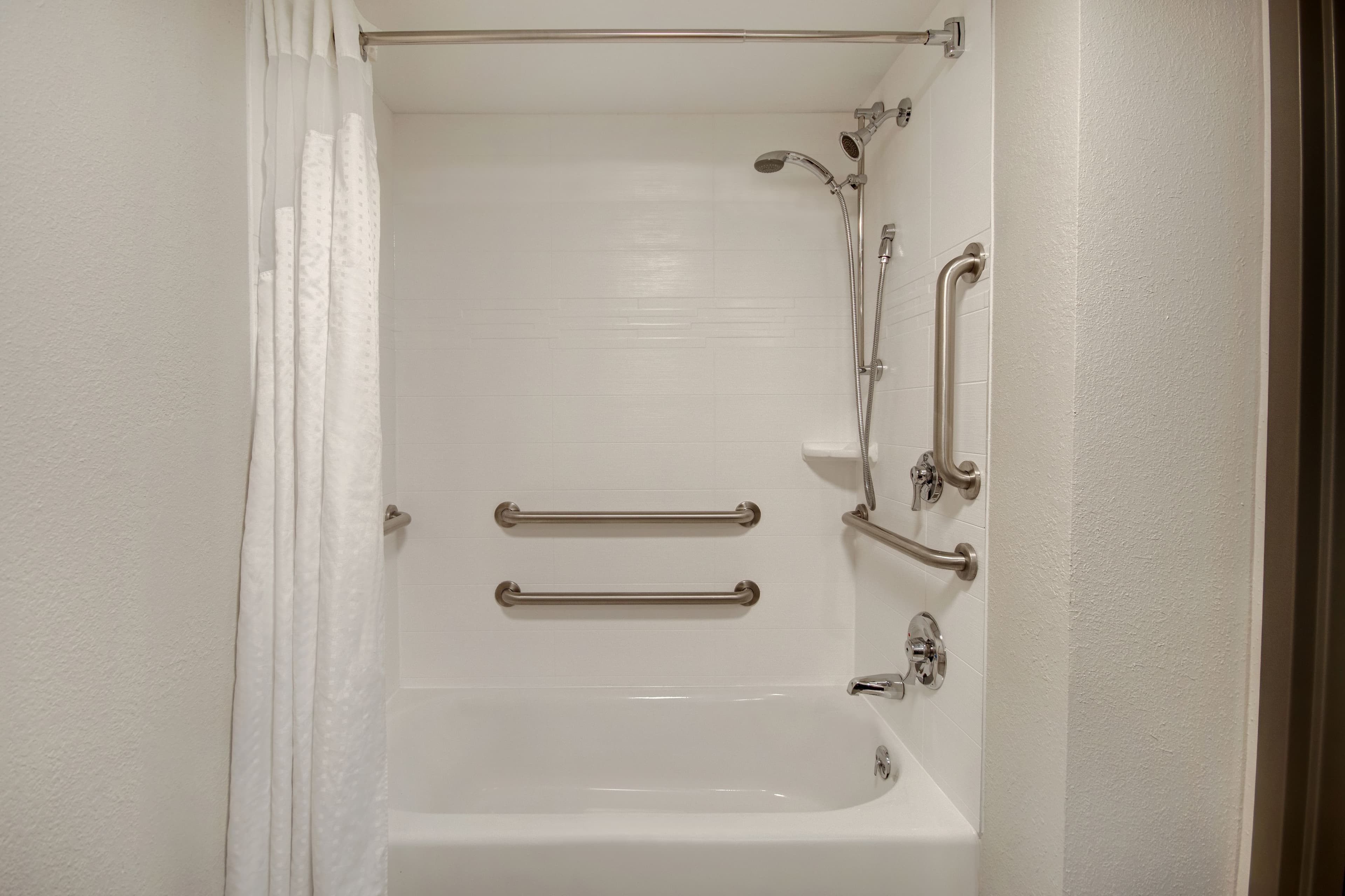 Holiday Inn Express Rochester - University Area — 21