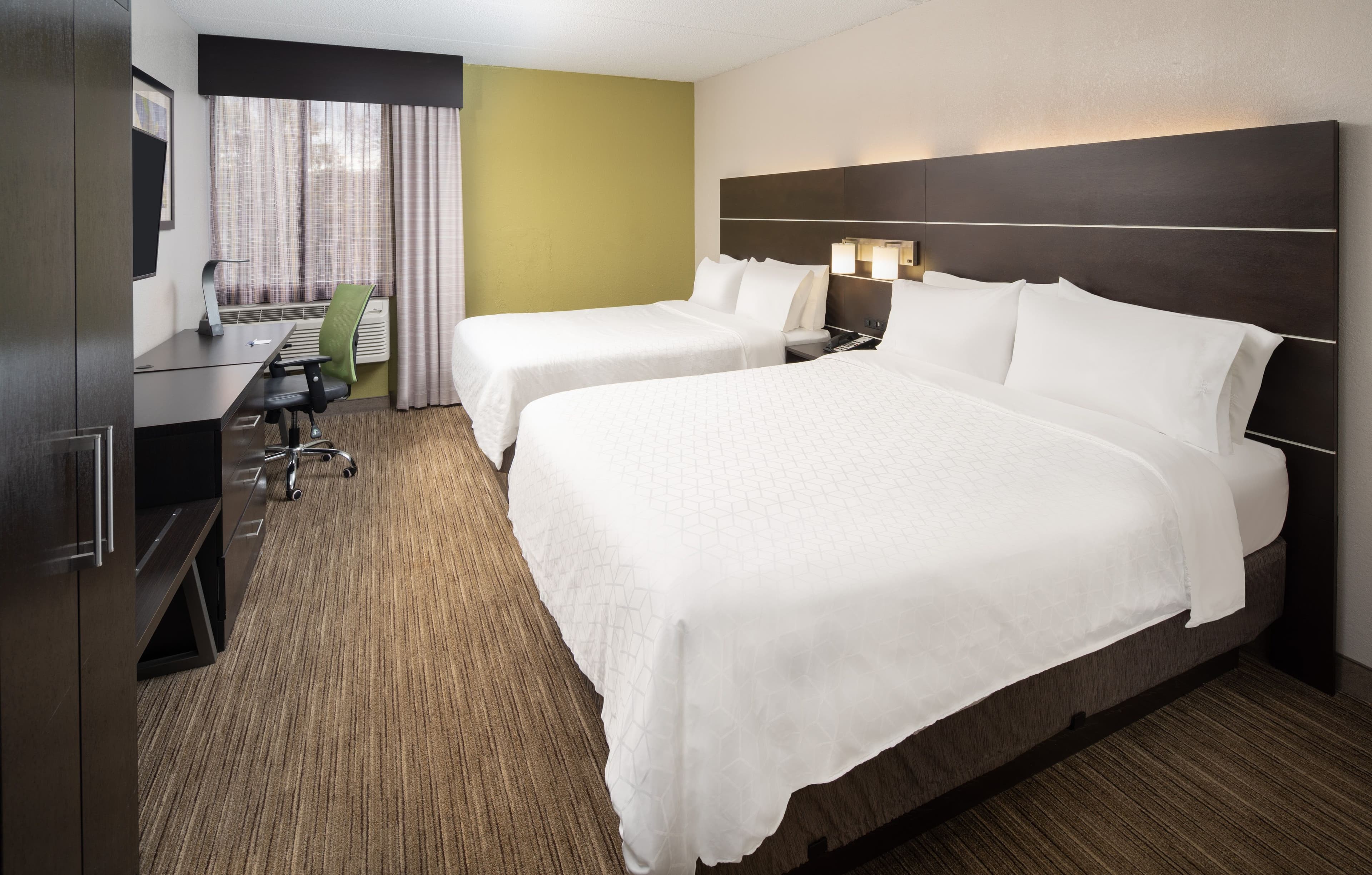 Holiday Inn Express Rochester - Greece — 7