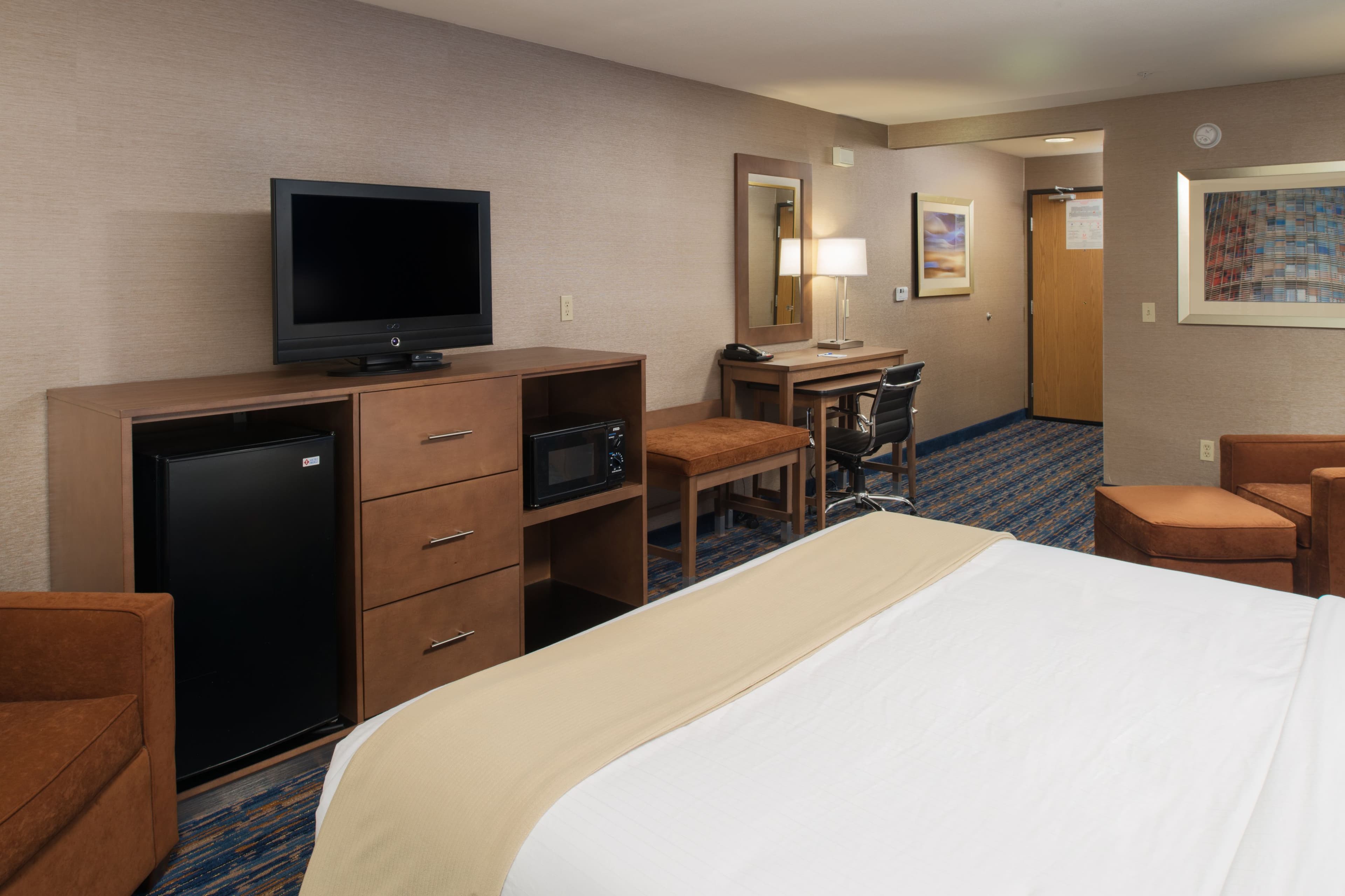 Holiday Inn Express Rocklin - Galleria Area - Image 5